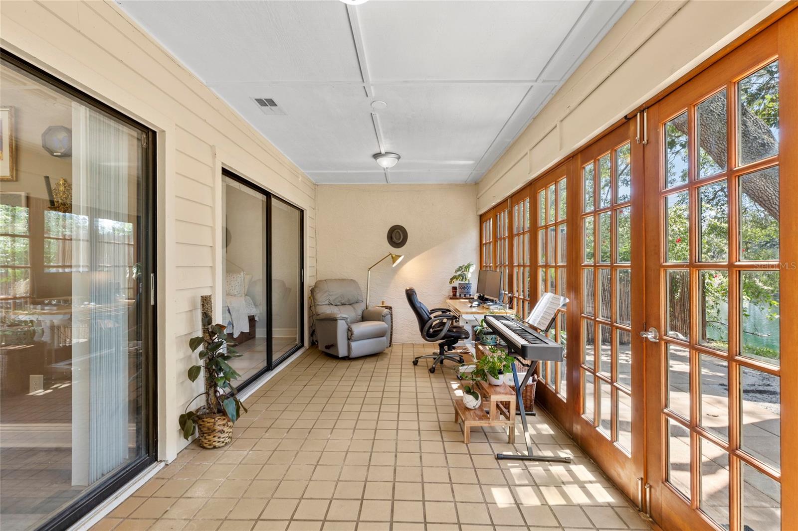 SWEETWATER OAKS II A CONDOMINI - Residential