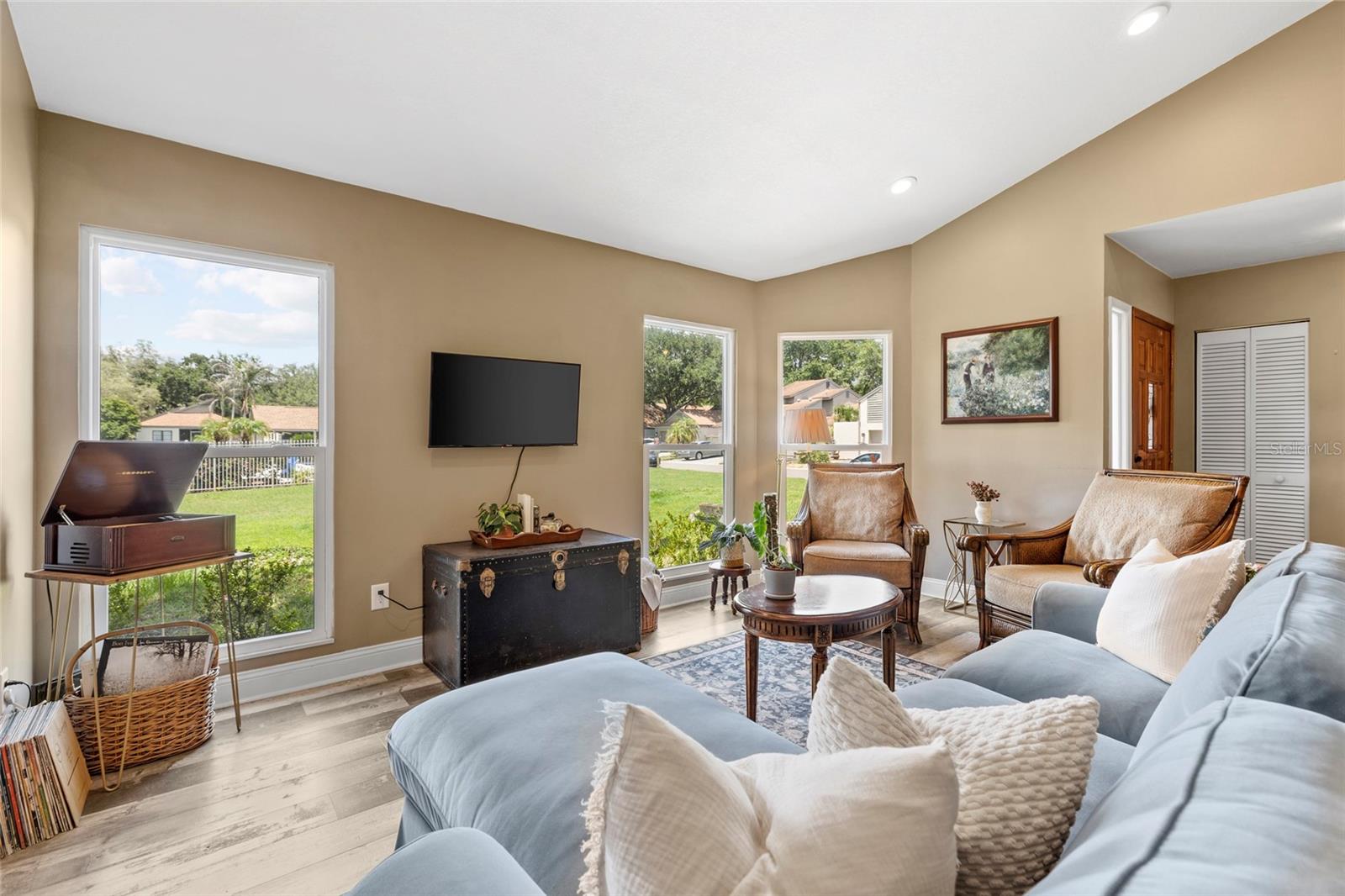 SWEETWATER OAKS II A CONDOMINI - Residential