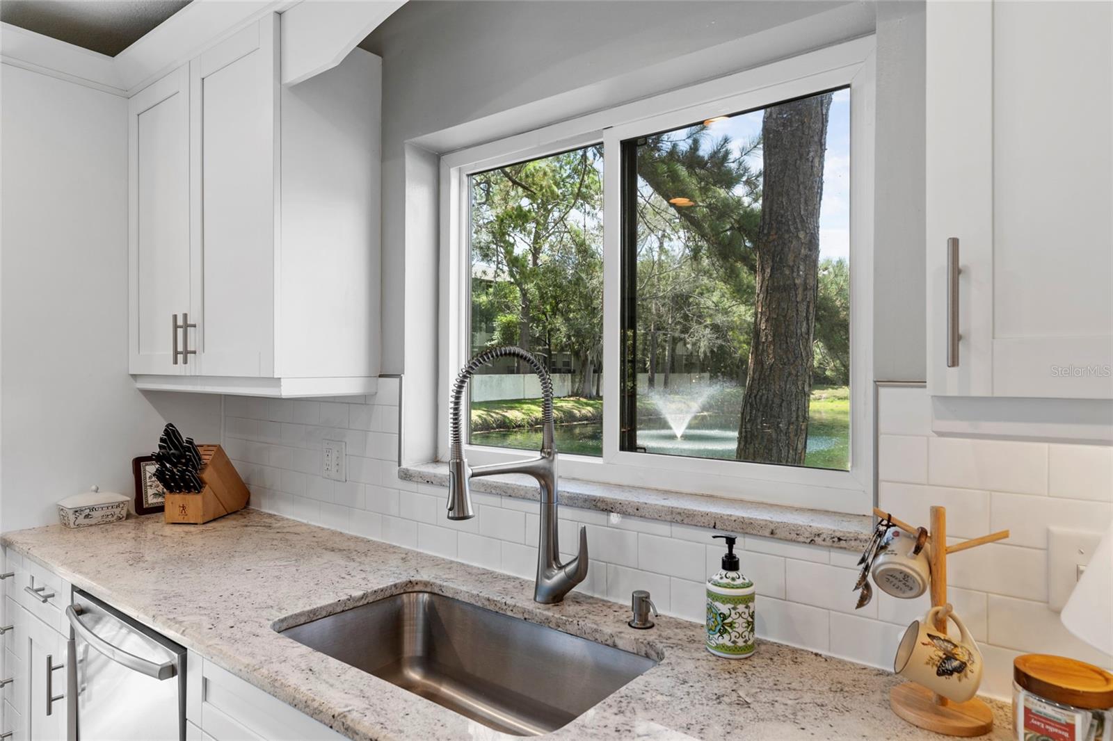 SWEETWATER OAKS II A CONDOMINI - Residential