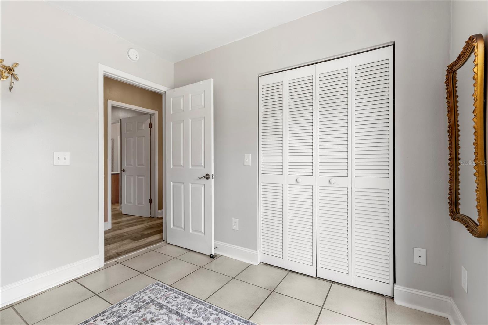SWEETWATER OAKS II A CONDOMINI - Residential
