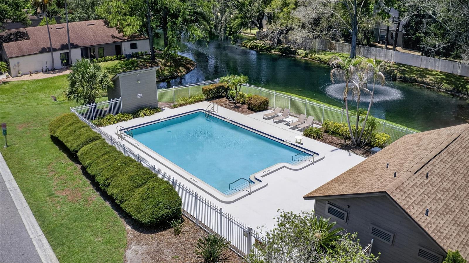 SWEETWATER OAKS II A CONDOMINI - Residential