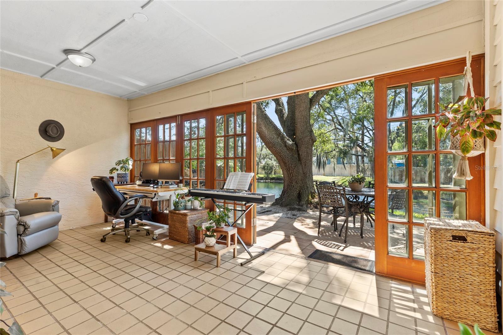 SWEETWATER OAKS II A CONDOMINI - Residential