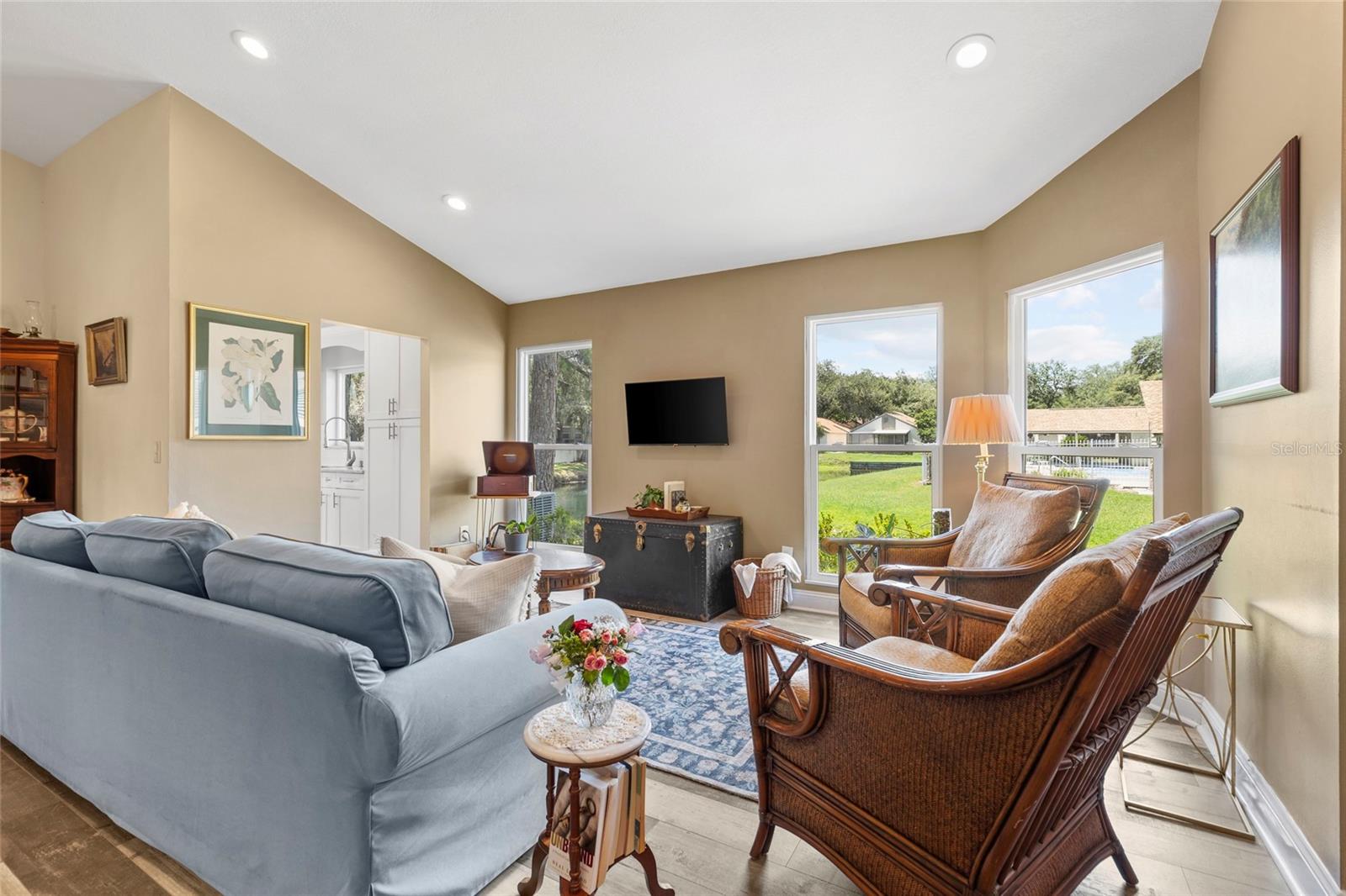 SWEETWATER OAKS II A CONDOMINI - Residential