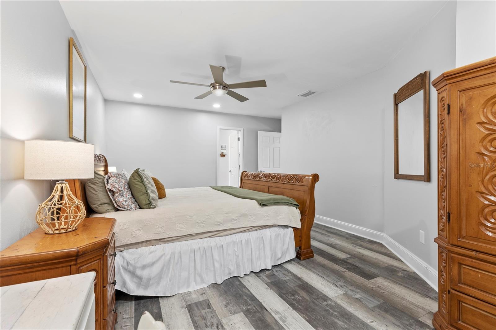 SWEETWATER OAKS II A CONDOMINI - Residential
