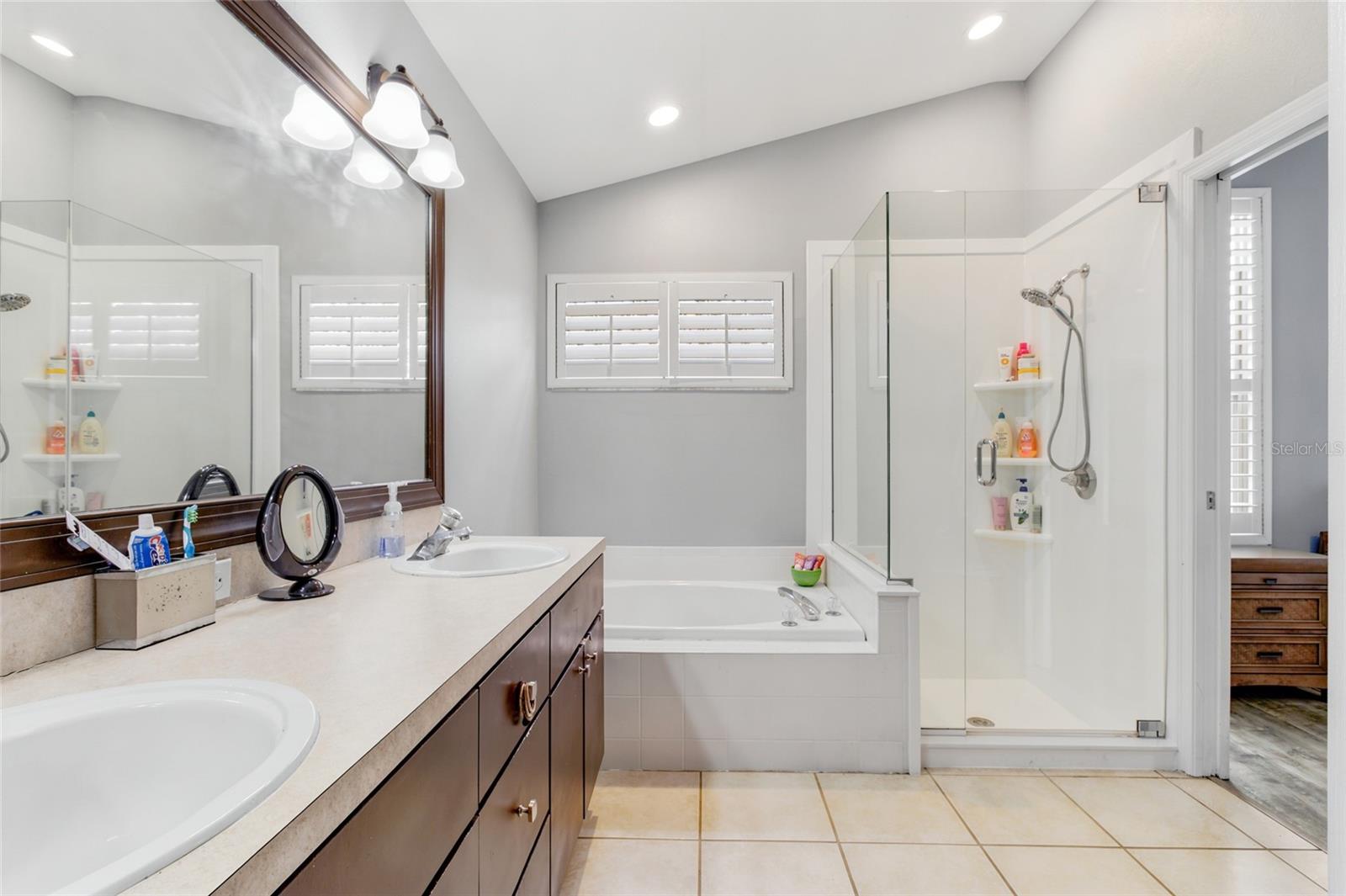 VILLAROSA PH F - Residential