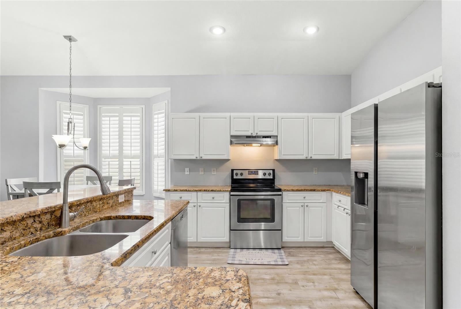 VILLAROSA PH F - Residential
