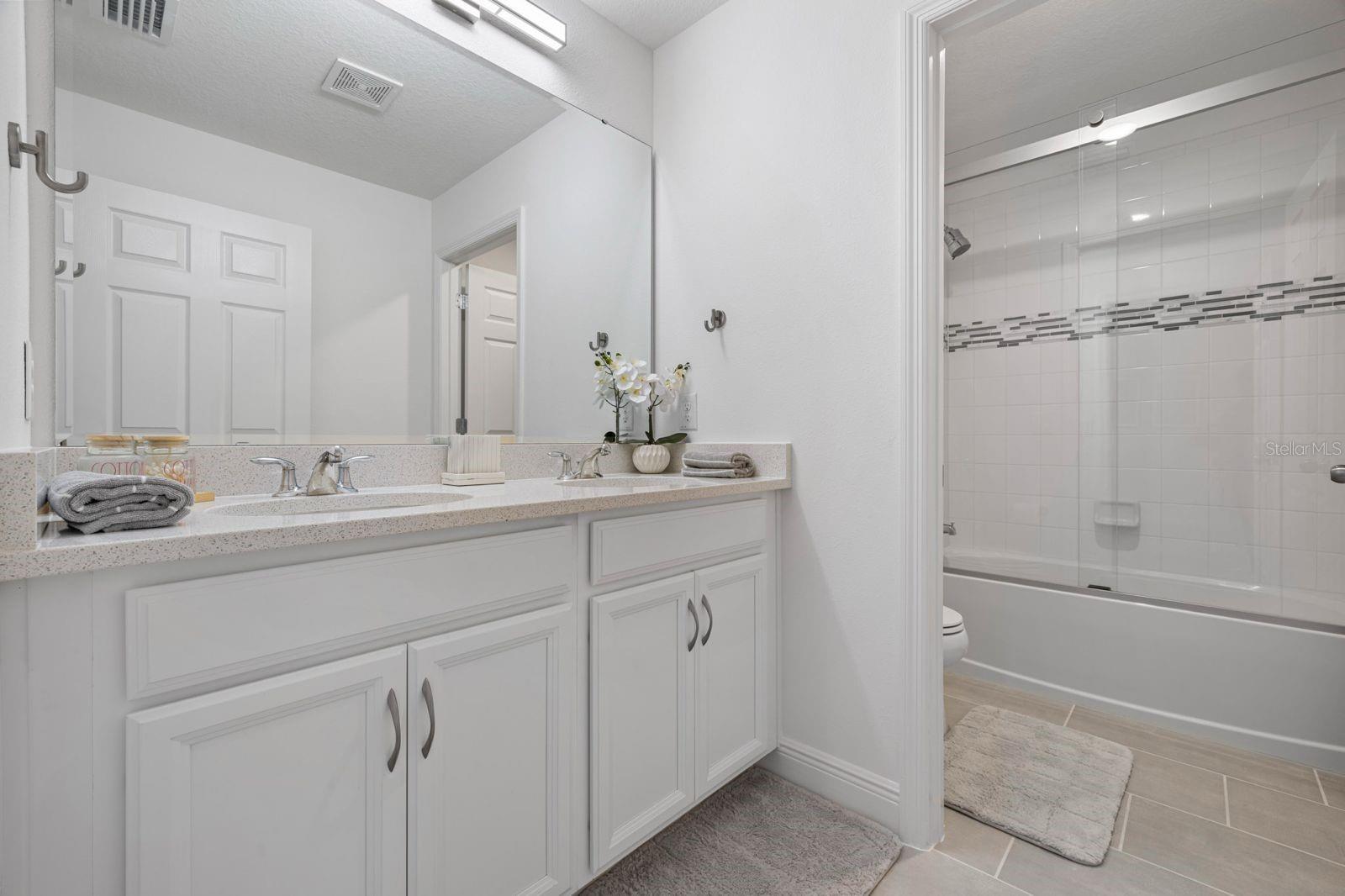 ARDMORE RESERVE PH V - Residential