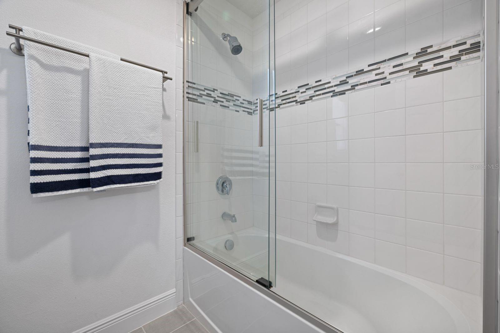 ARDMORE RESERVE PH V - Residential
