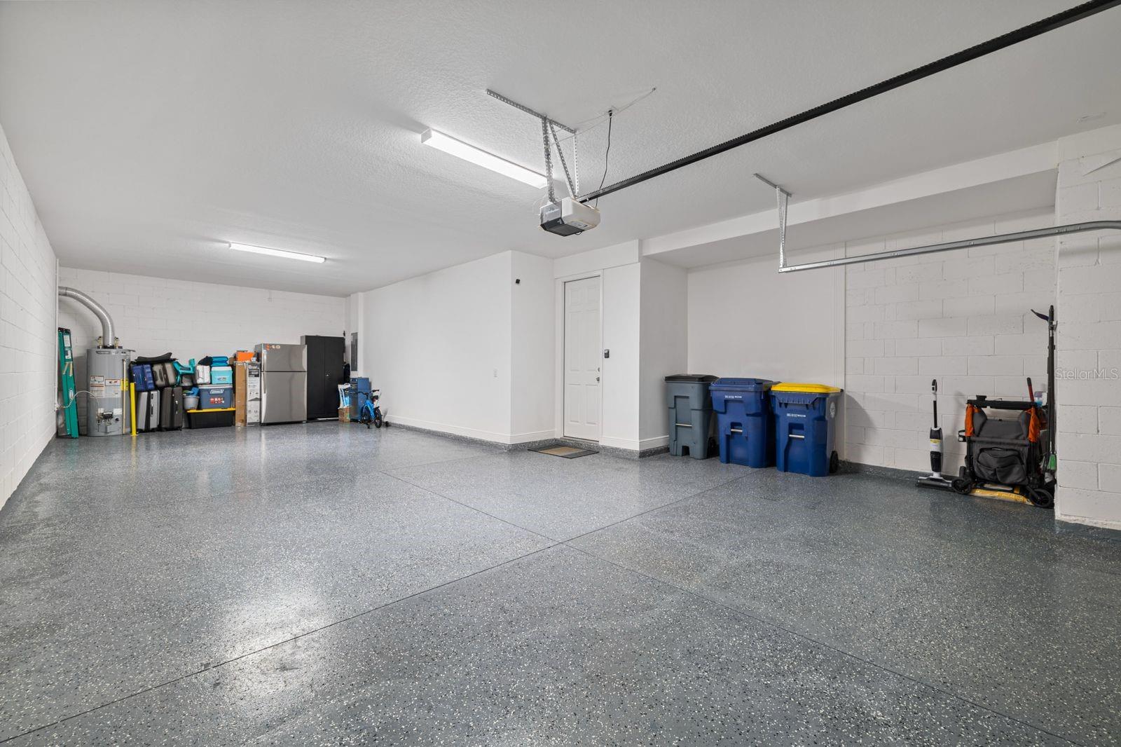ARDMORE RESERVE PH V - Residential