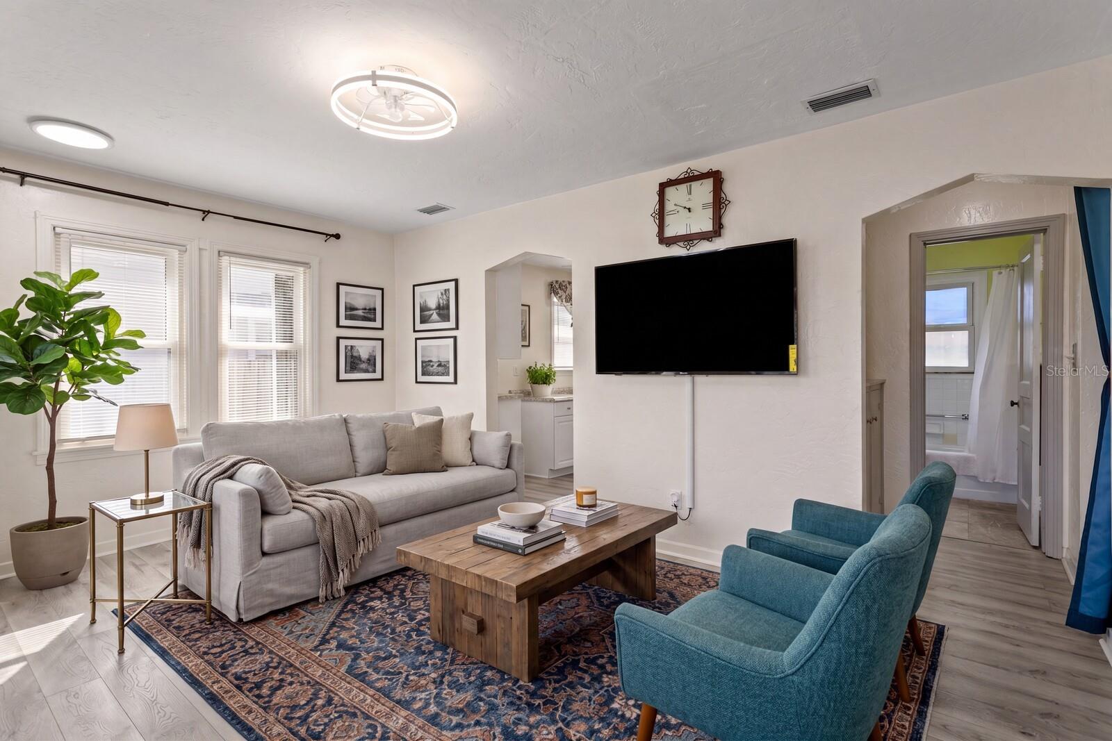 FLORAL VILLA ESTATES - Residential
