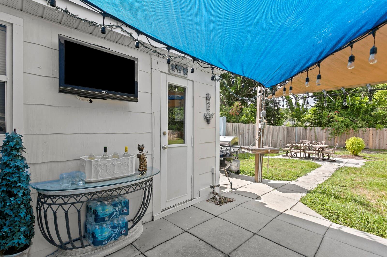 FLORAL VILLA ESTATES - Residential