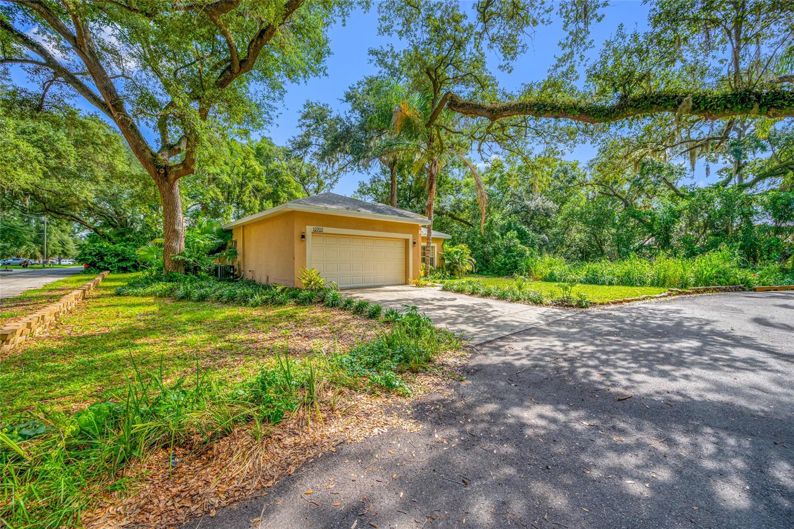 NORTH TAMPA HEIGHTS - Residential