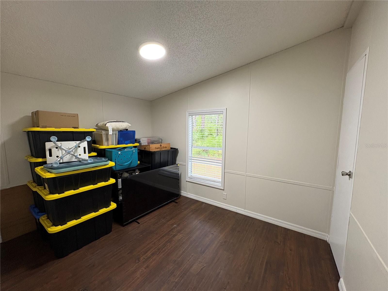 CRYSTAL VIEW - Residential
