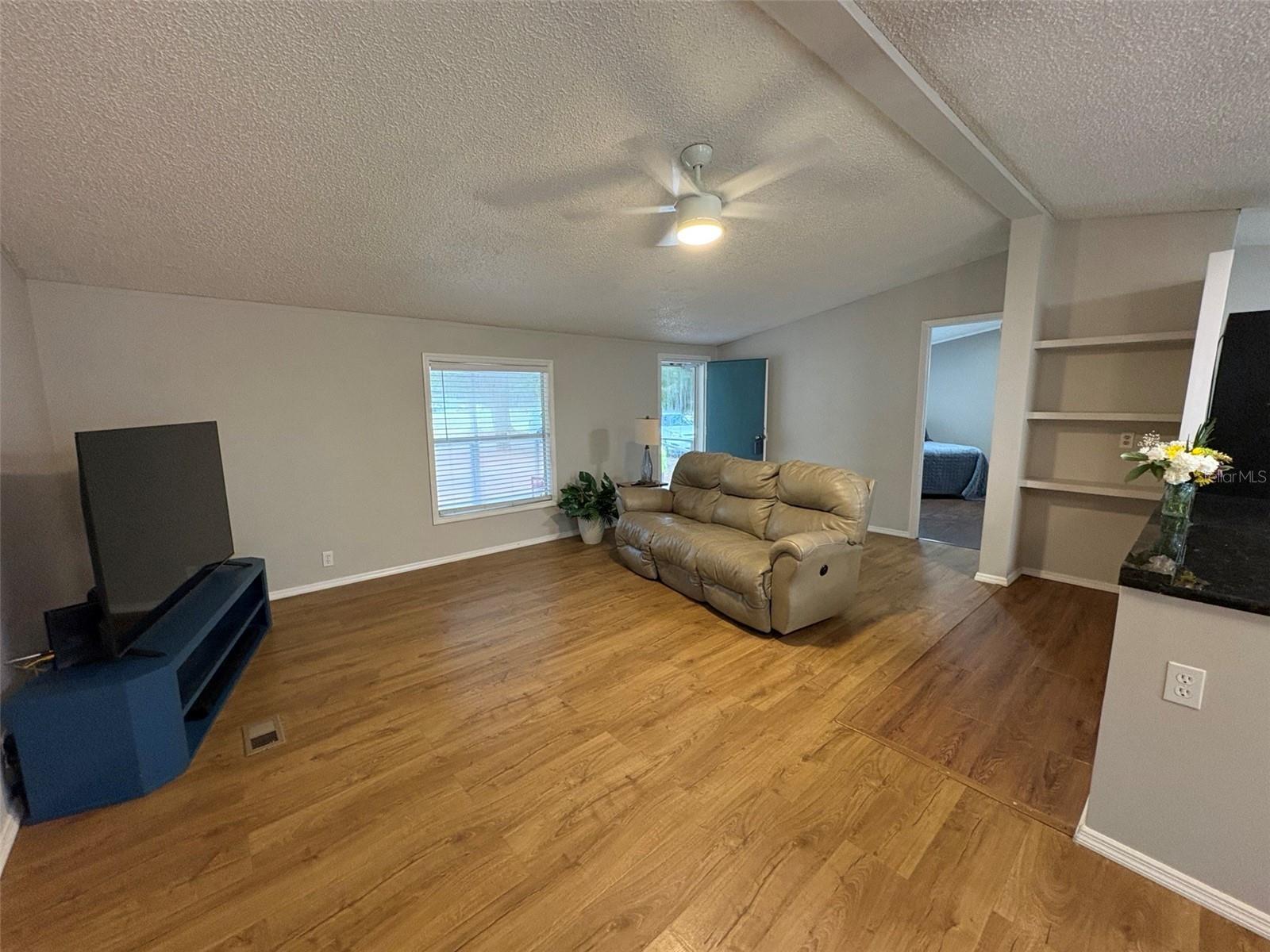 CRYSTAL VIEW - Residential
