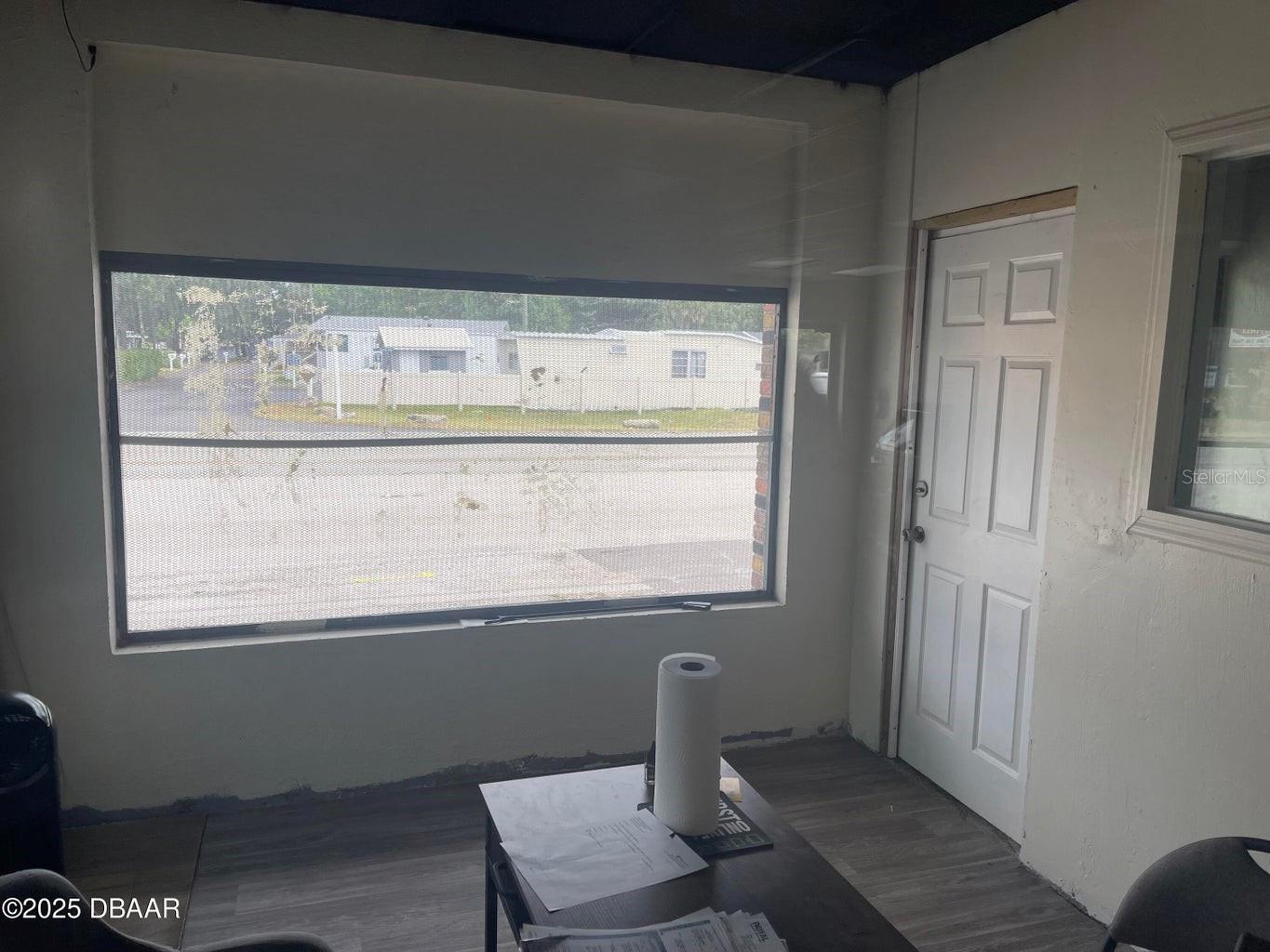 EDWARDS BLK 16 KINGSTON - Commercial Sale