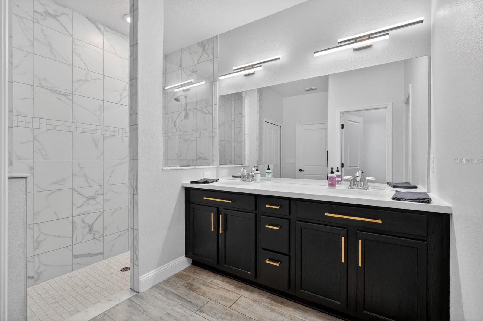 PALM COAST EAST HAMPTON SEC 34 - Residential