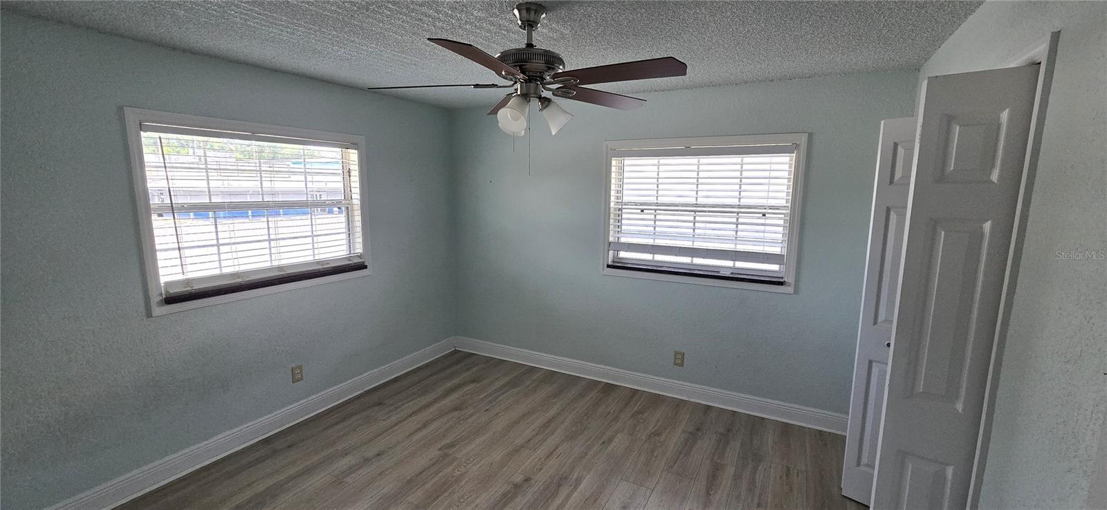MOUNT DORA, MOUNT DORA COMMONS CONDOMINIUM - Residential