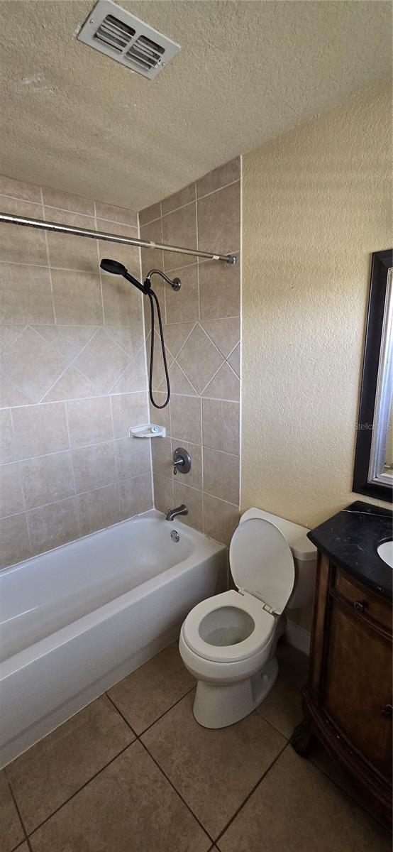 MOUNT DORA, MOUNT DORA COMMONS CONDOMINIUM - Residential