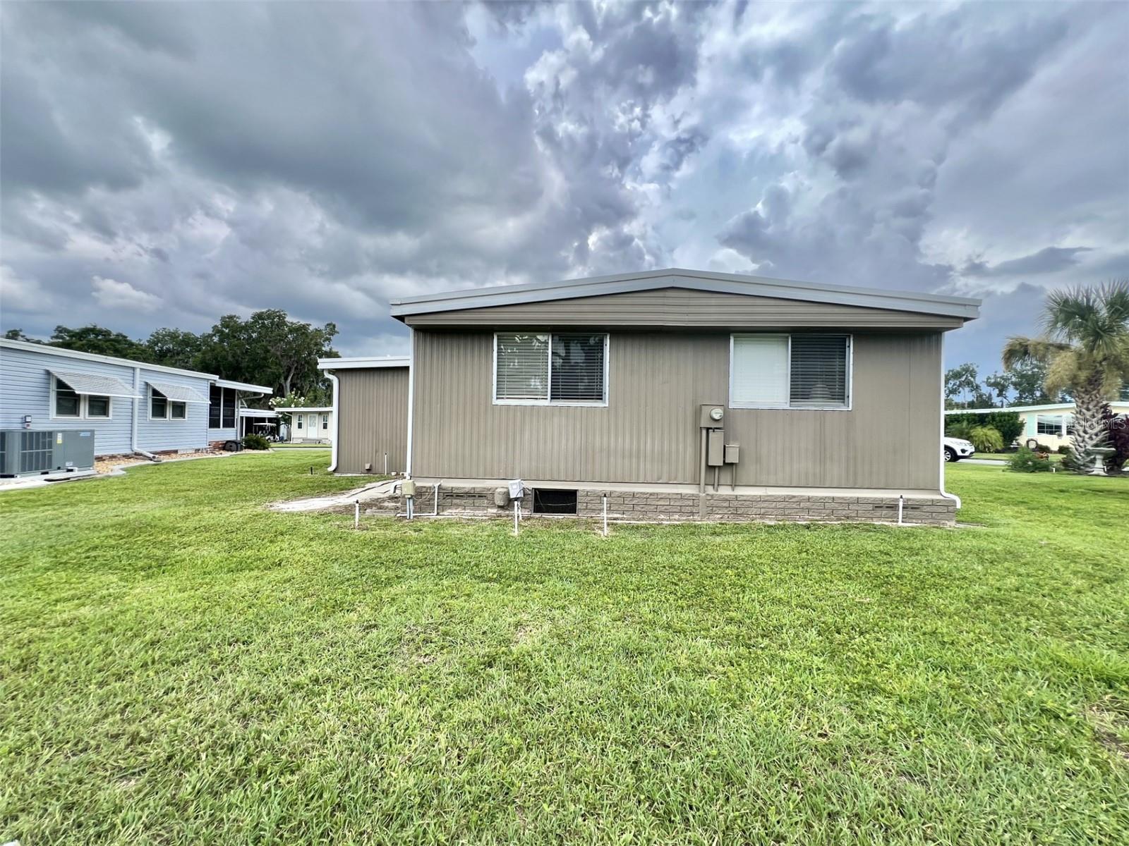 HAWTHORNE AT LEESBURG A COOP - Residential