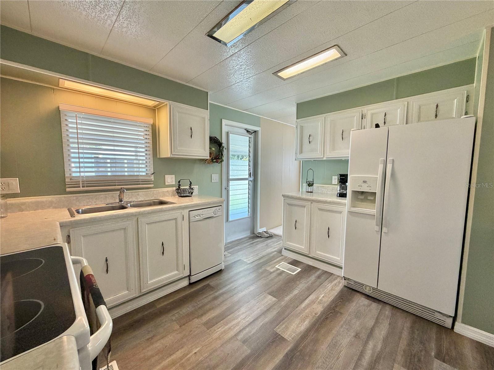 HAWTHORNE AT LEESBURG A COOP - Residential