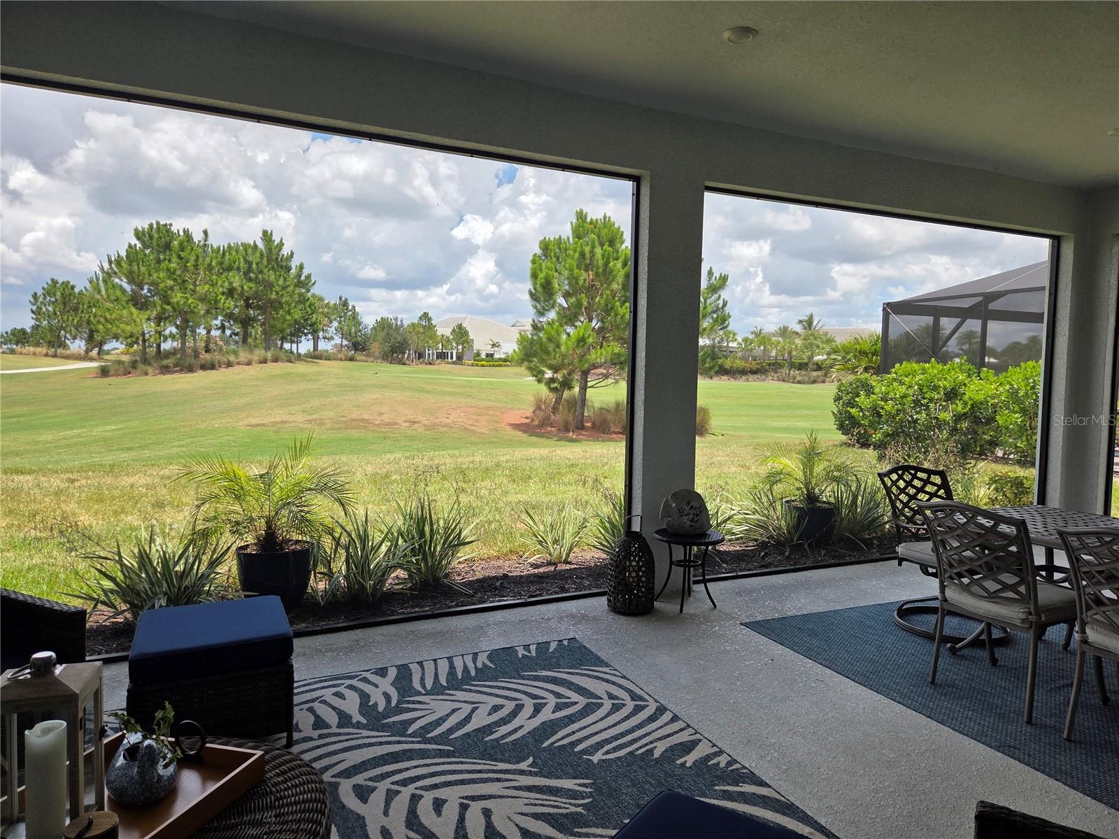 AZARIO ESPLANADE PH VI - Residential Lease