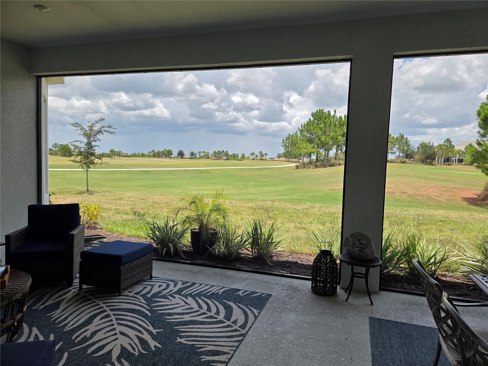 AZARIO ESPLANADE PH VI - Residential Lease