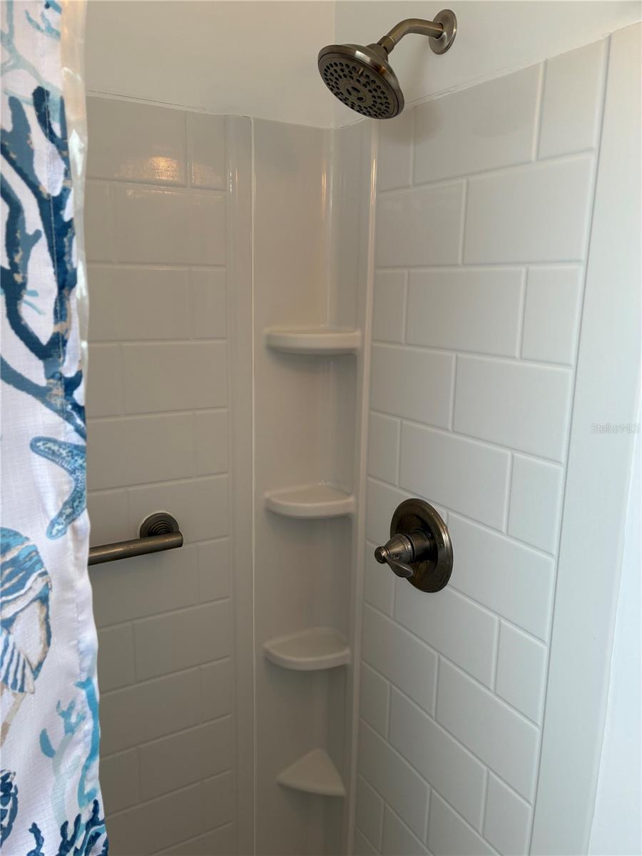 WINTHROP HOLDING CO RESUB IN HALIFAX ESTATES - Residential