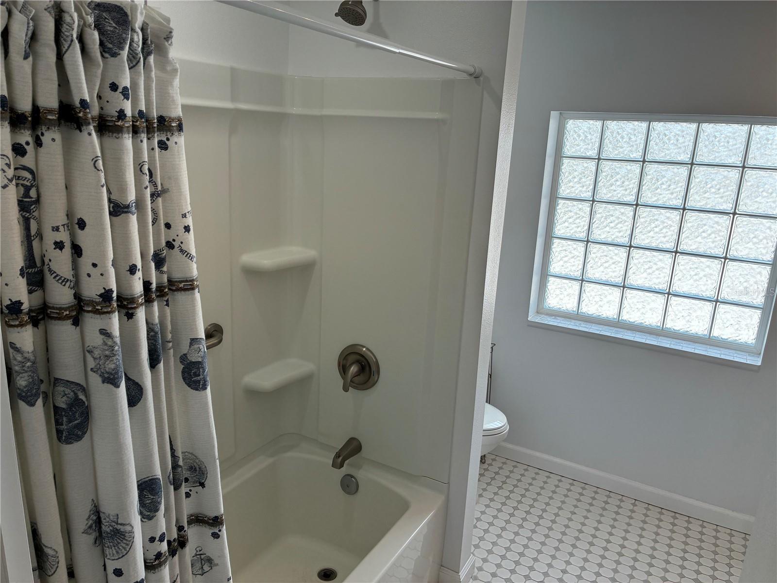 WINTHROP HOLDING CO RESUB IN HALIFAX ESTATES - Residential