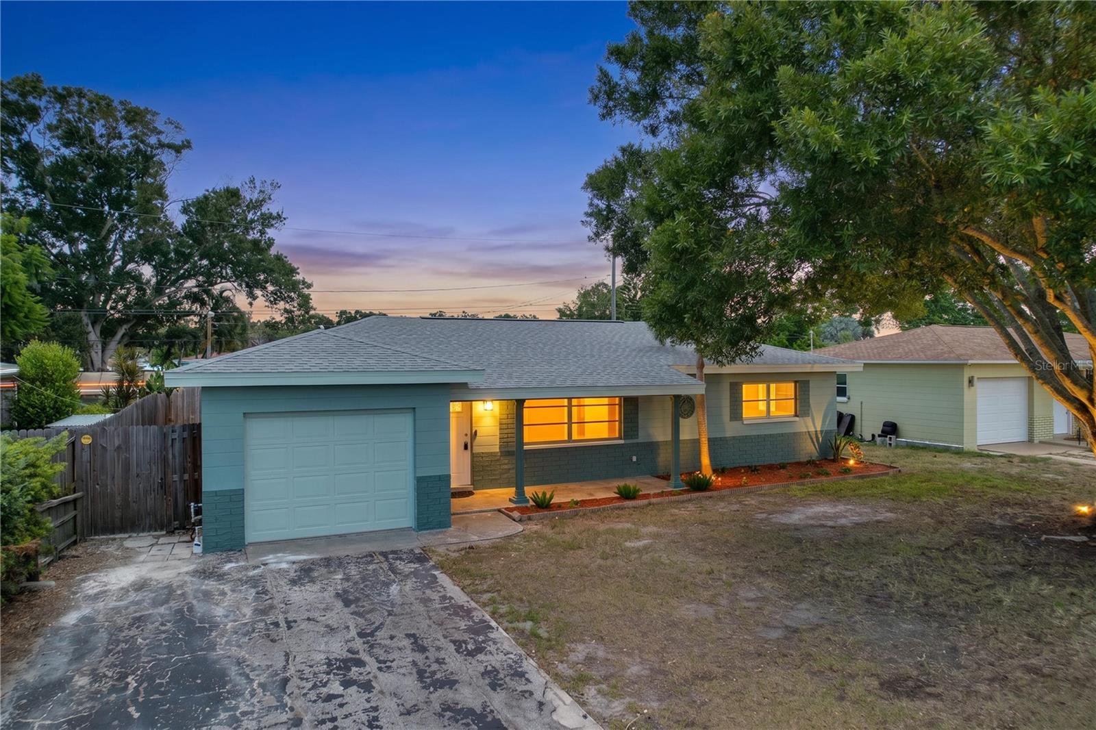 BAY PINES ESTATES - Residential