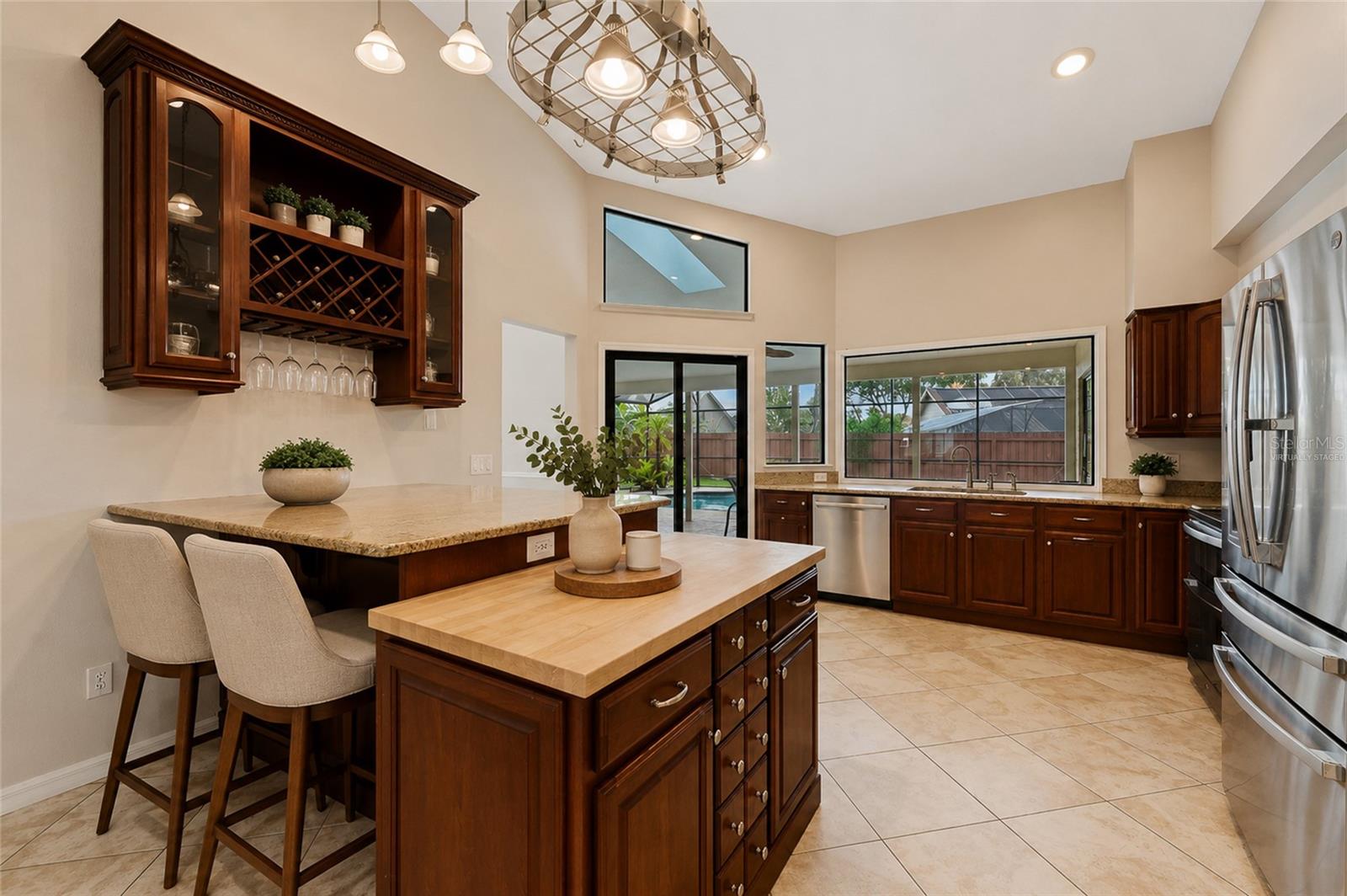 LAKE ROSE POINTE PH 02 - Residential