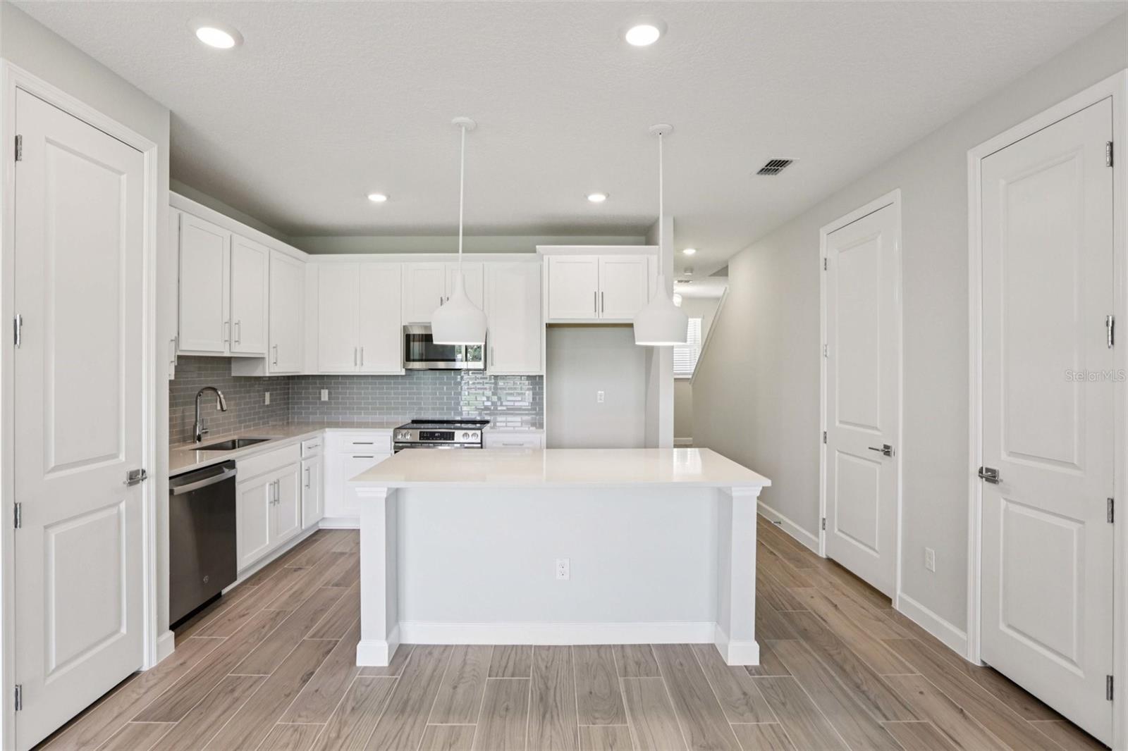 MONTAGUE TOWNHOMES - Residential