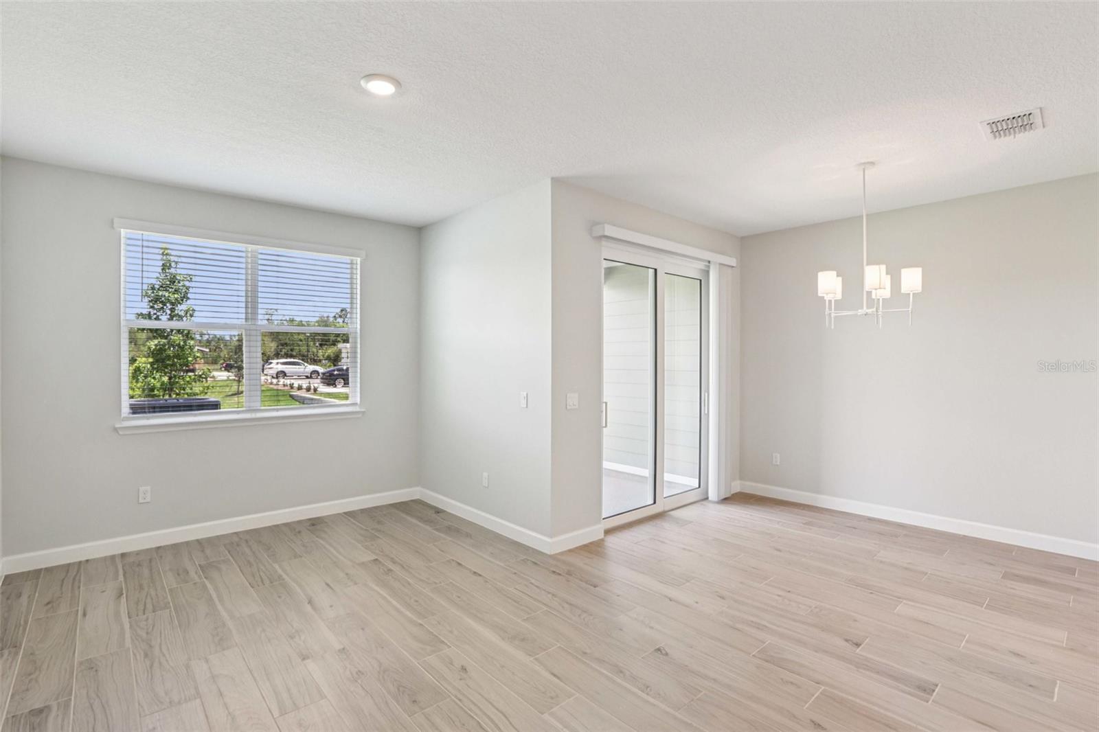MONTAGUE TOWNHOMES - Residential