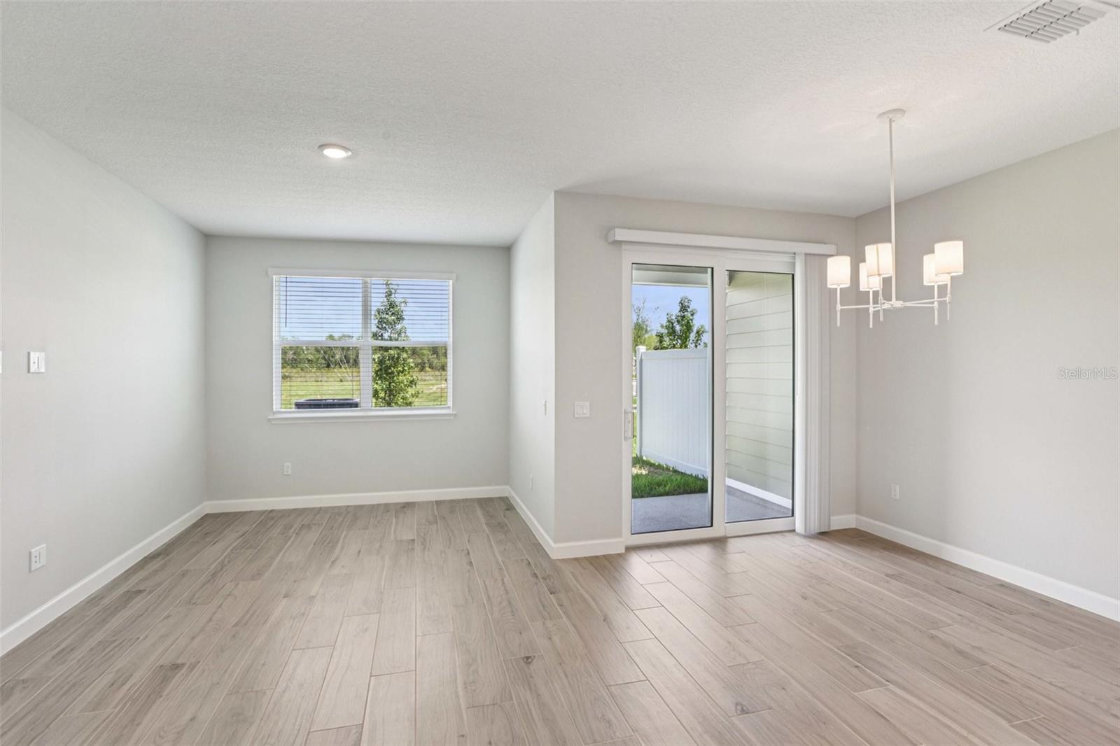 MONTAGUE TOWNHOMES - Residential