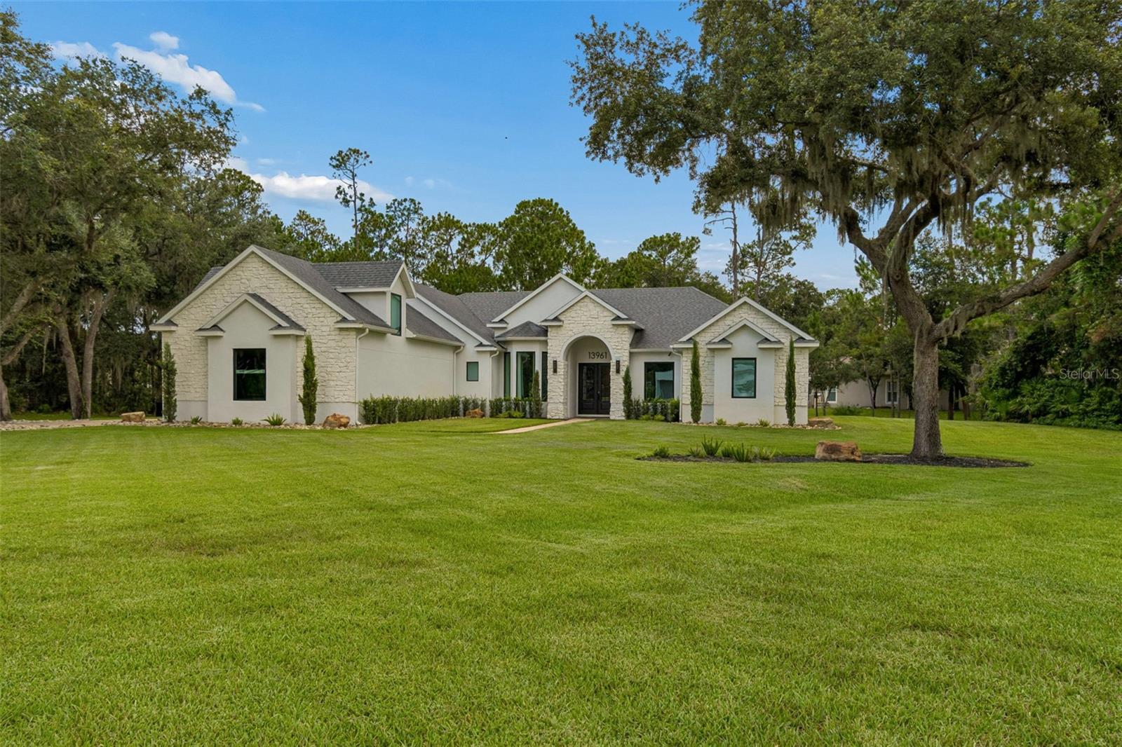 LIVE OAK ESTATES - Residential