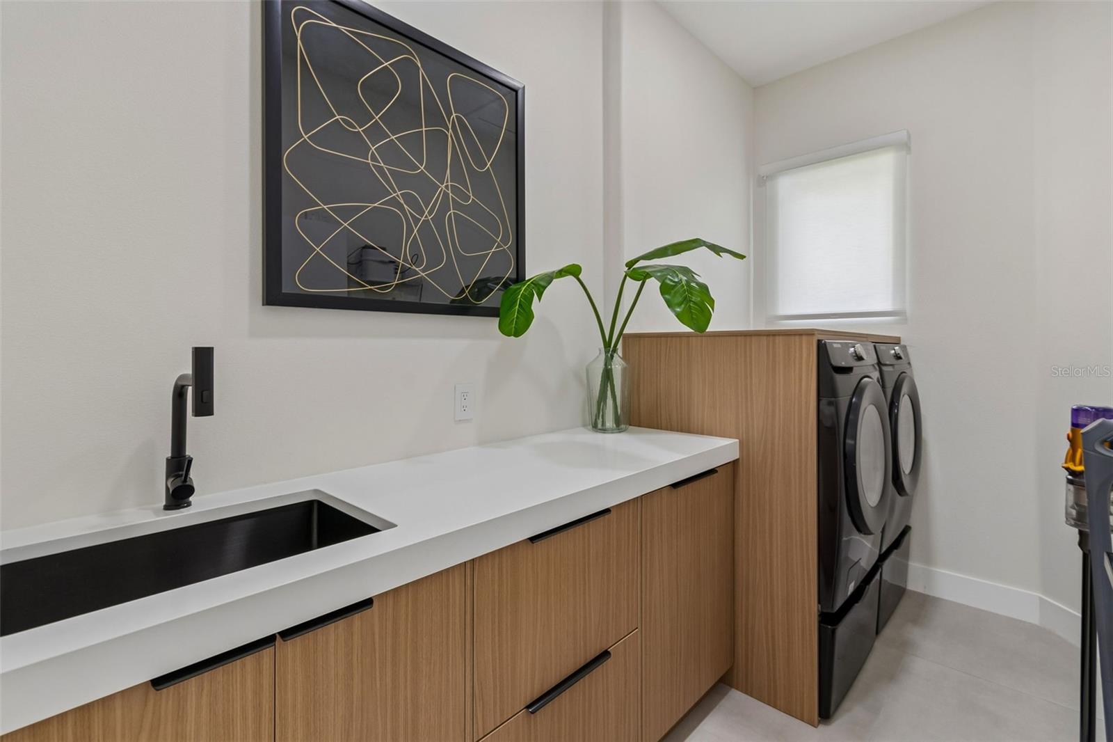 LIVE OAK ESTATES - Residential