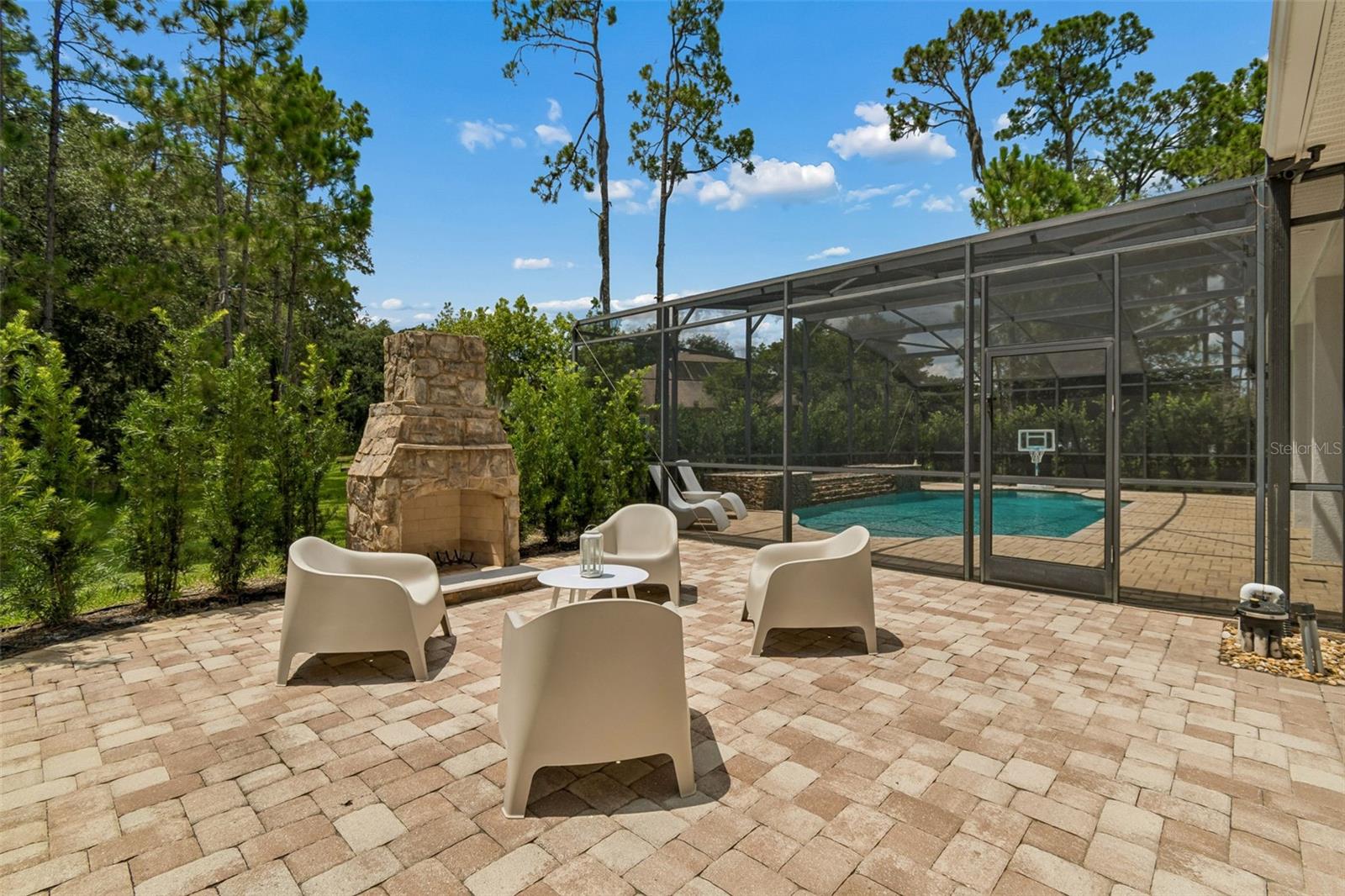 LIVE OAK ESTATES - Residential
