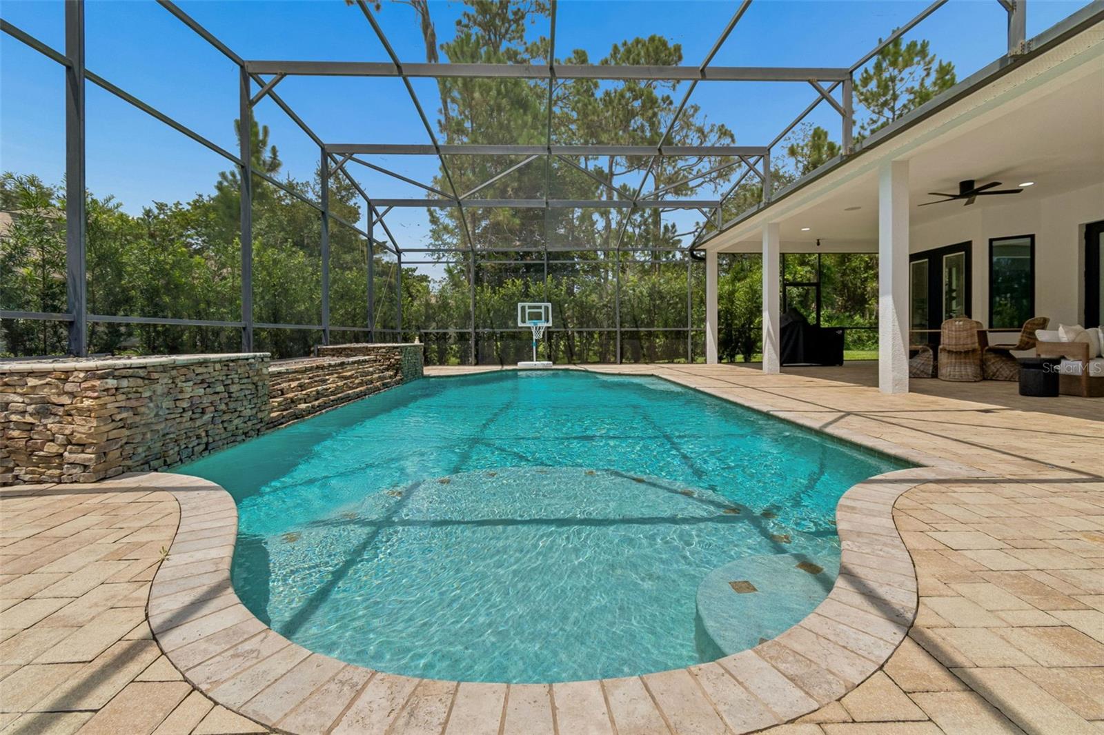 LIVE OAK ESTATES - Residential