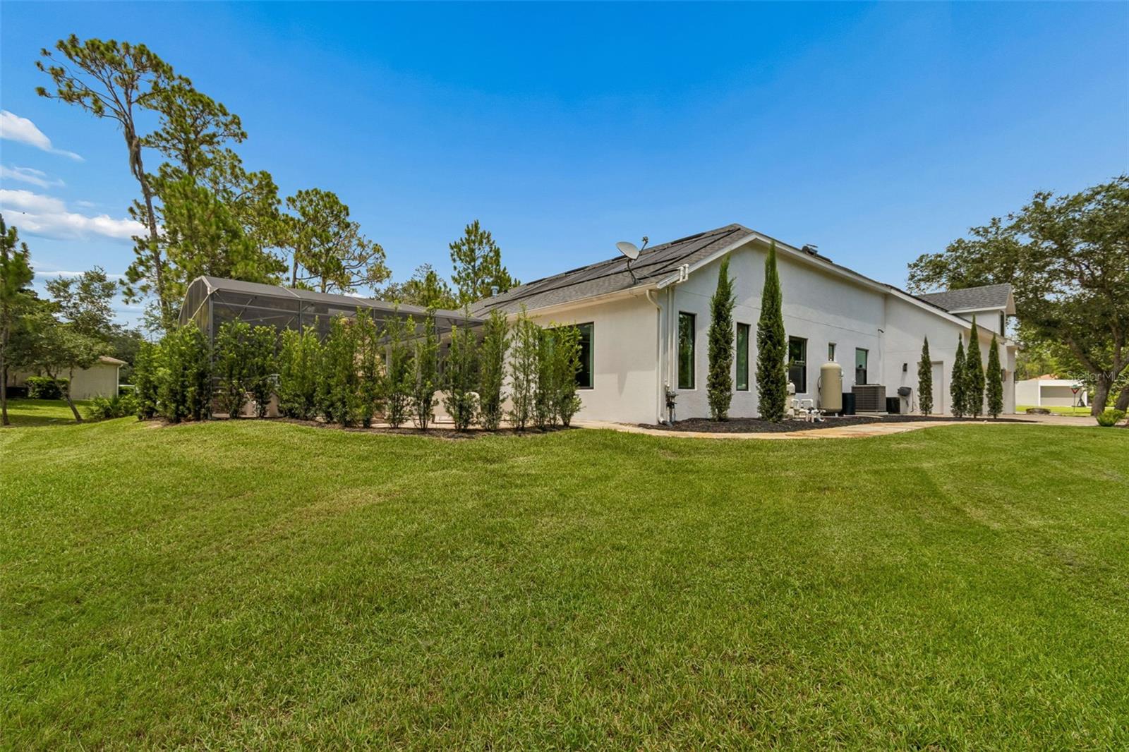 LIVE OAK ESTATES - Residential