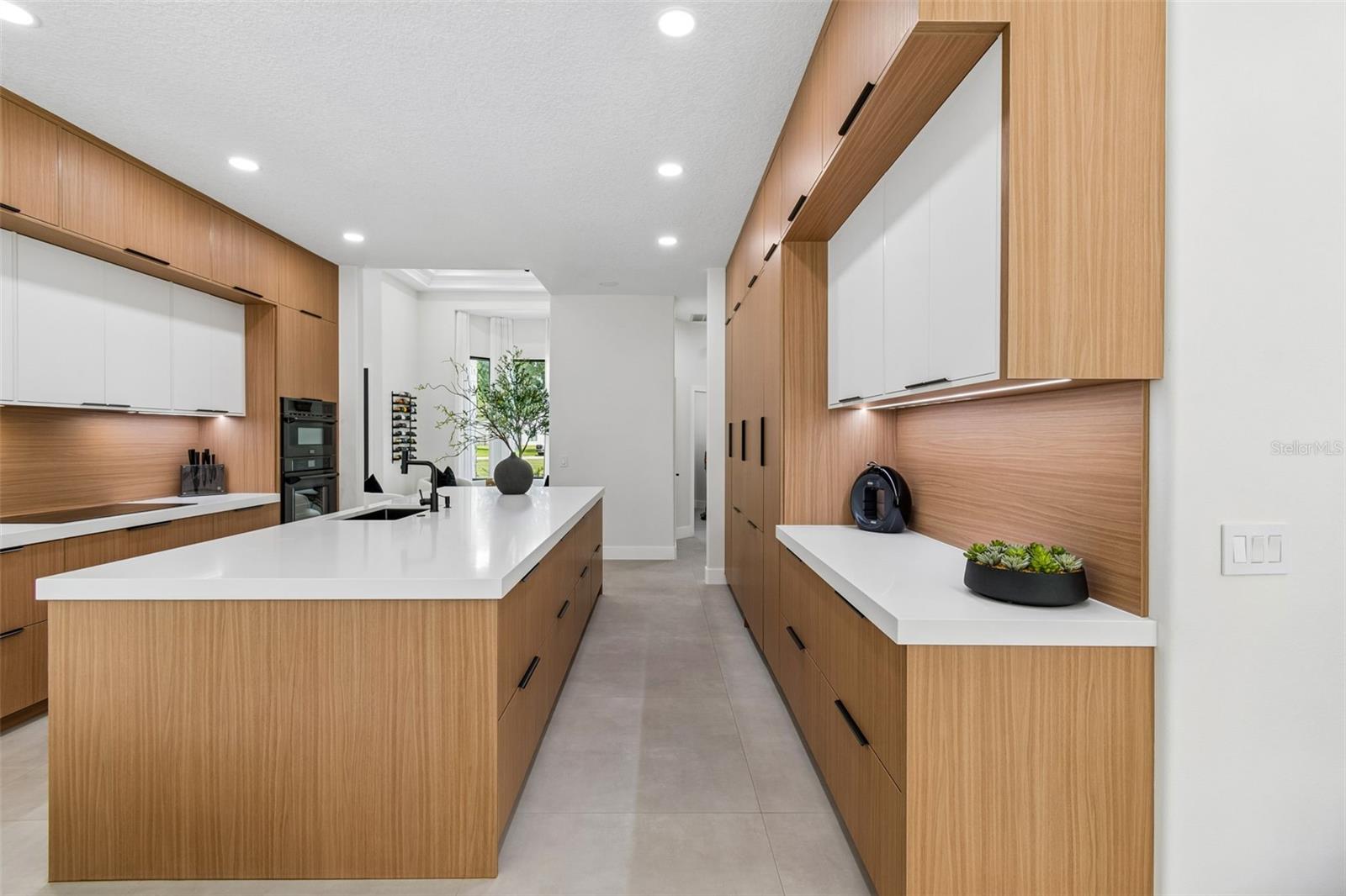 LIVE OAK ESTATES - Residential