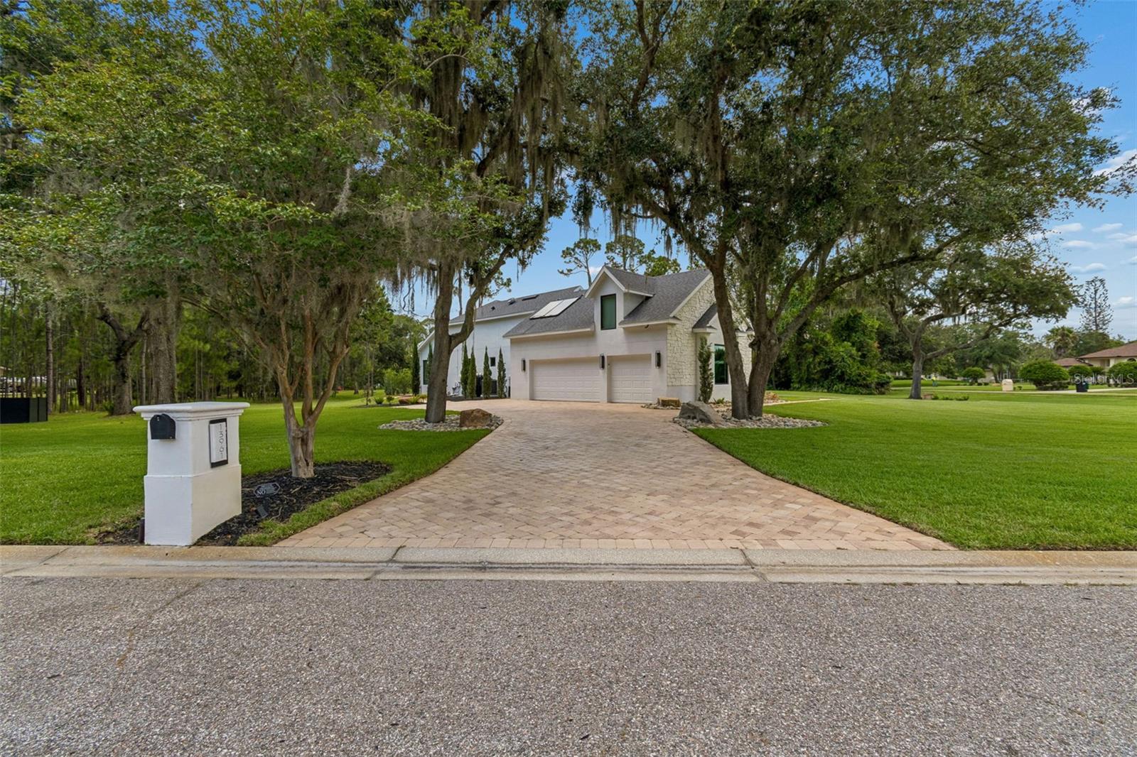 LIVE OAK ESTATES - Residential