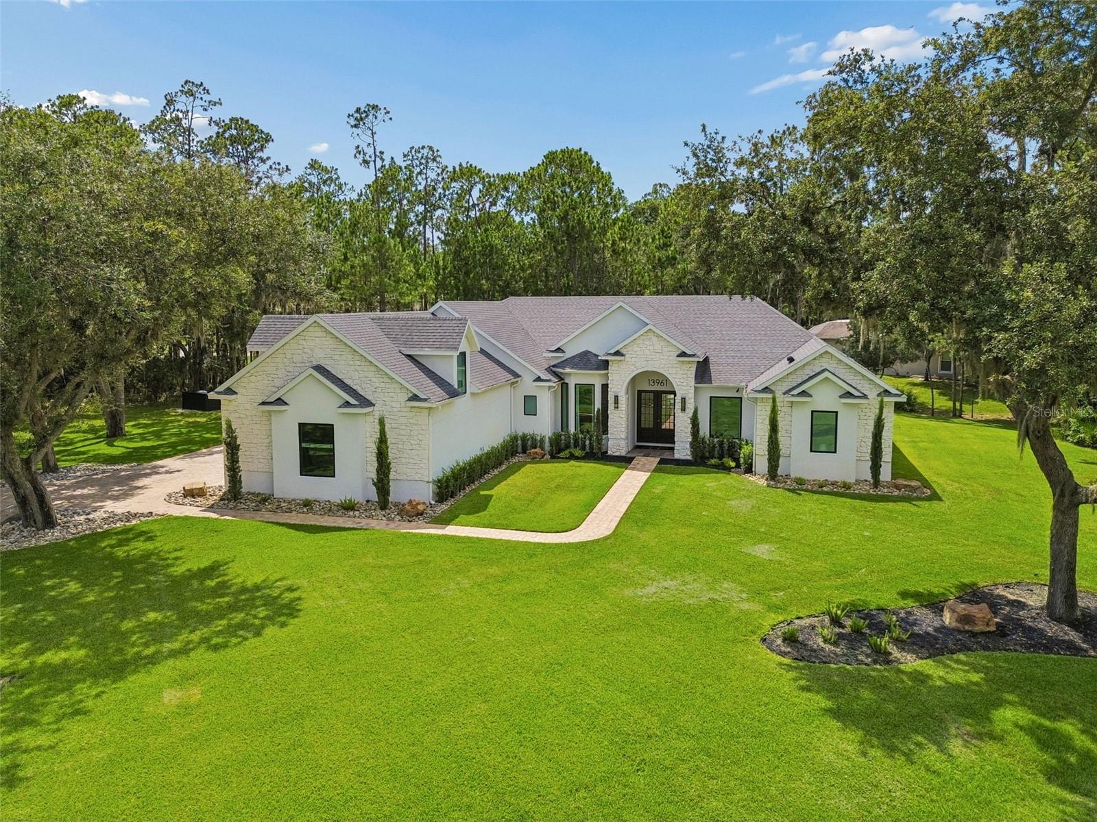 LIVE OAK ESTATES - Residential