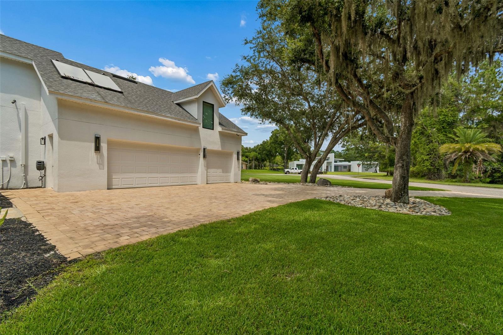 LIVE OAK ESTATES - Residential