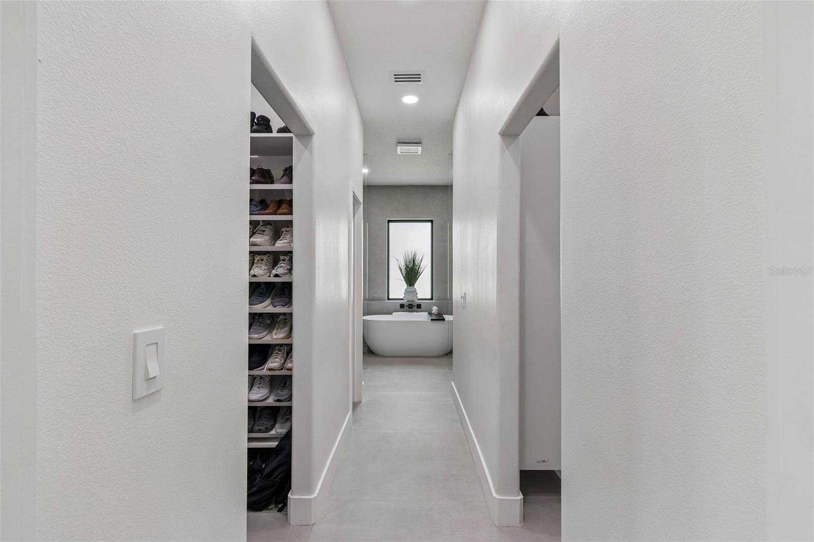 LIVE OAK ESTATES - Residential