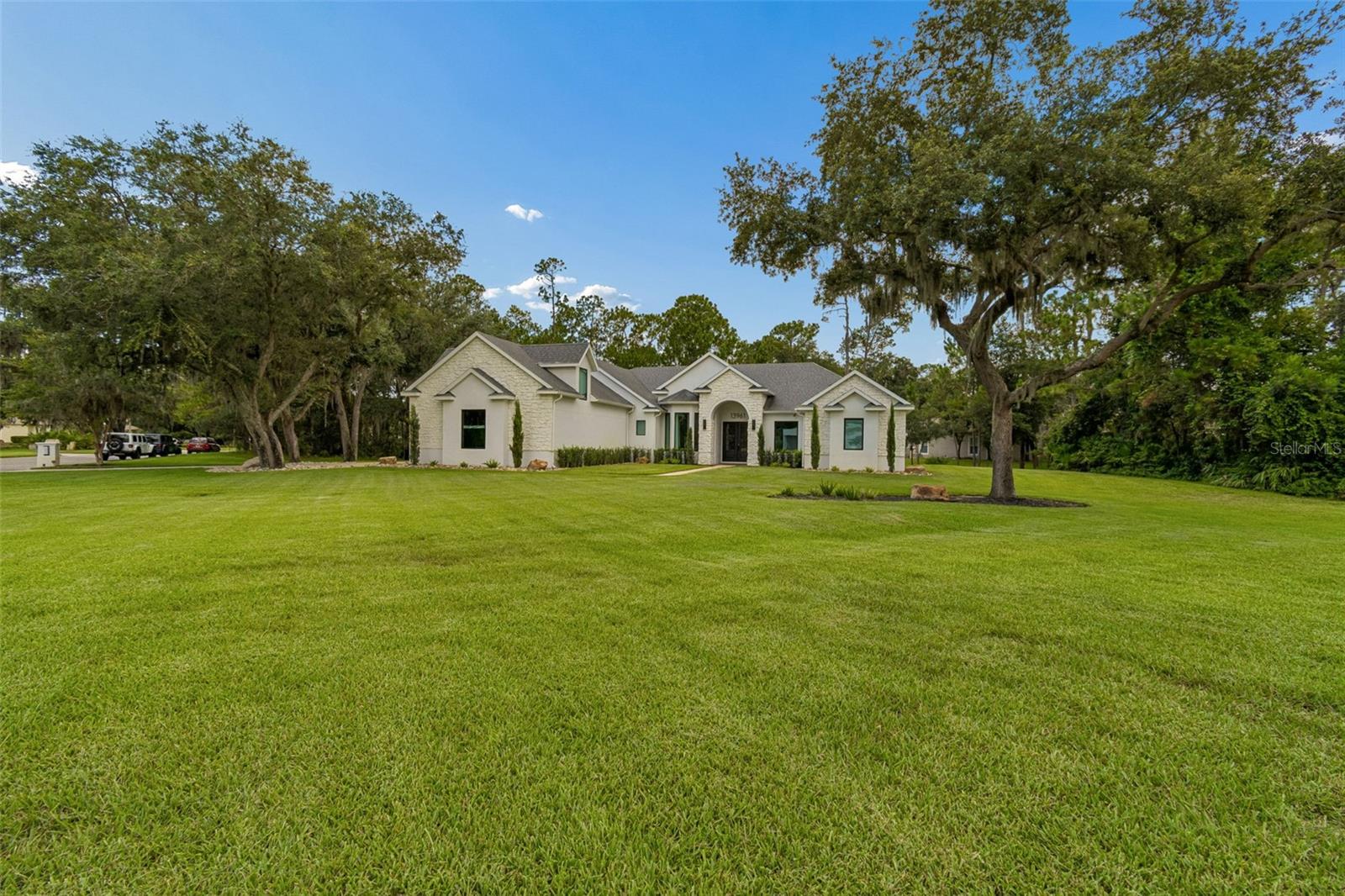 LIVE OAK ESTATES - Residential
