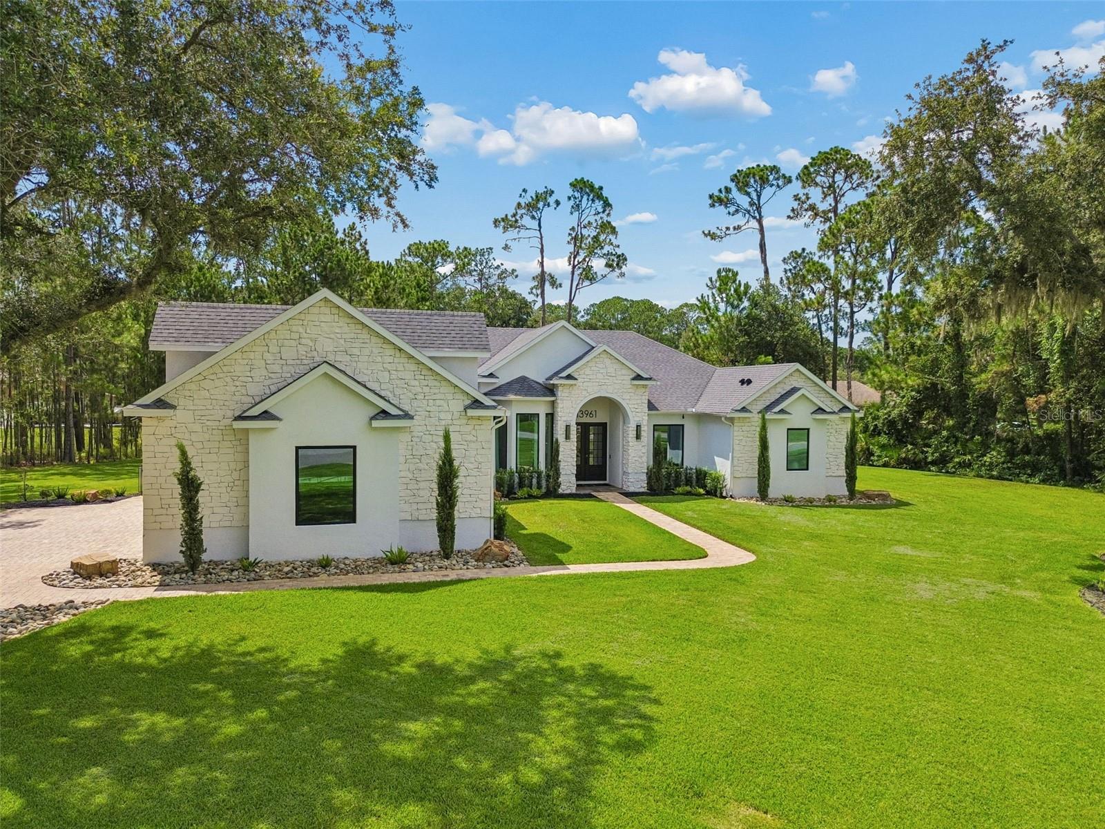 LIVE OAK ESTATES - Residential