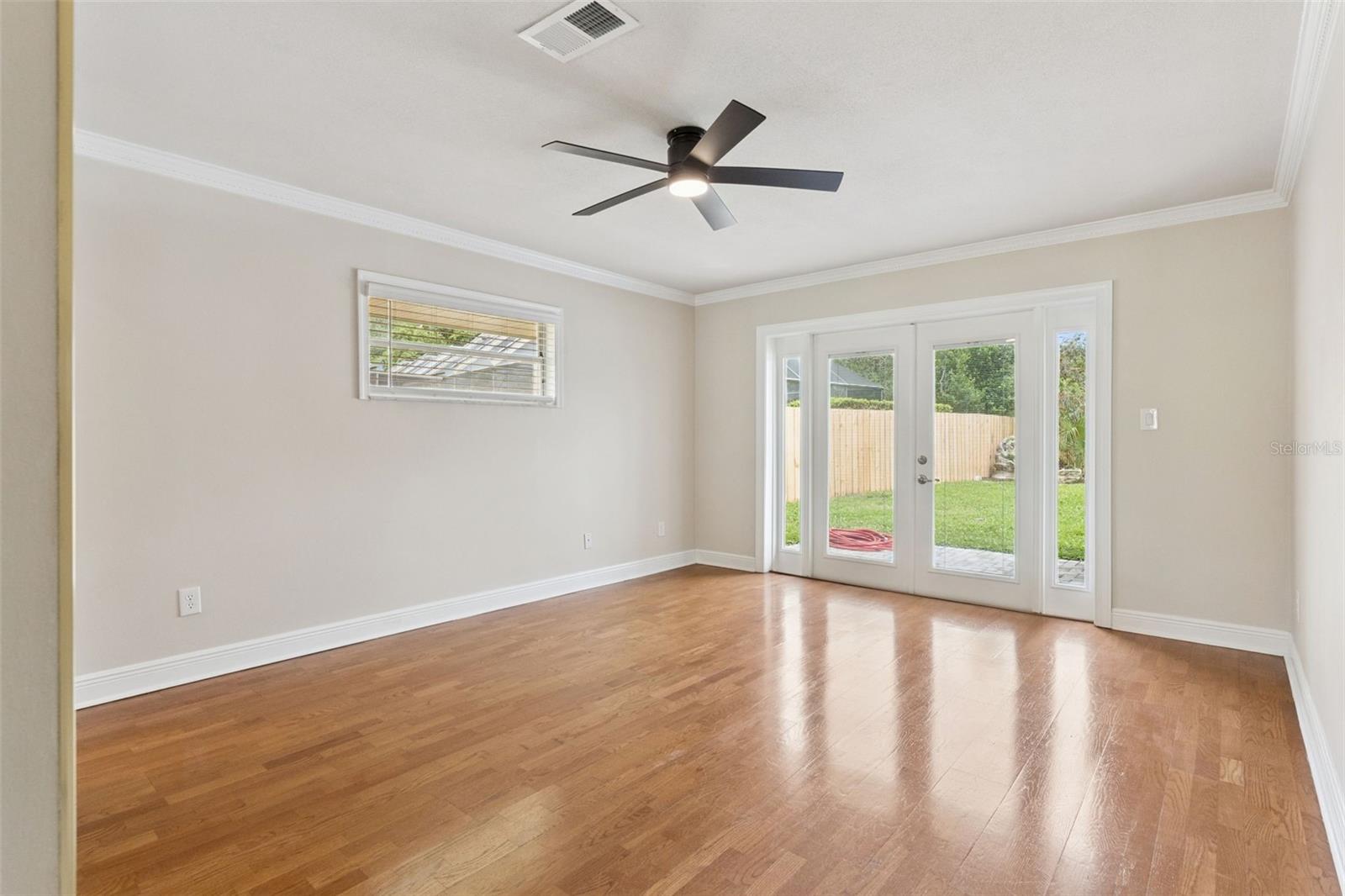 SWEETWATER OAKS - Residential