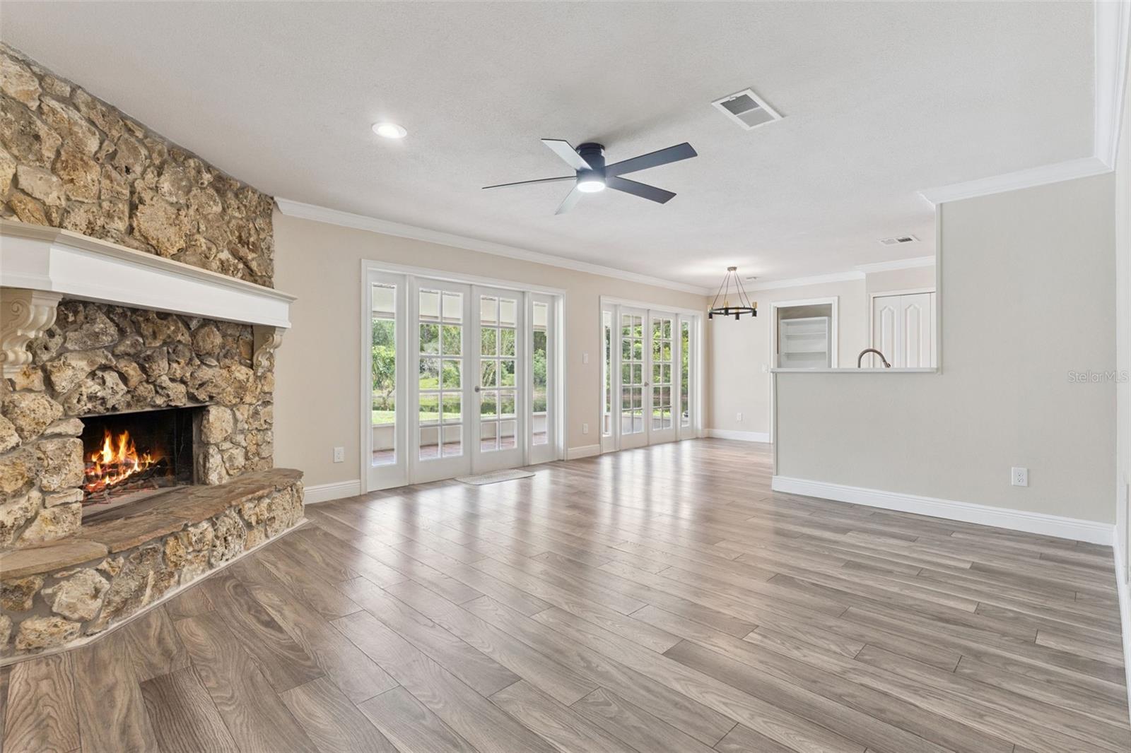 SWEETWATER OAKS - Residential
