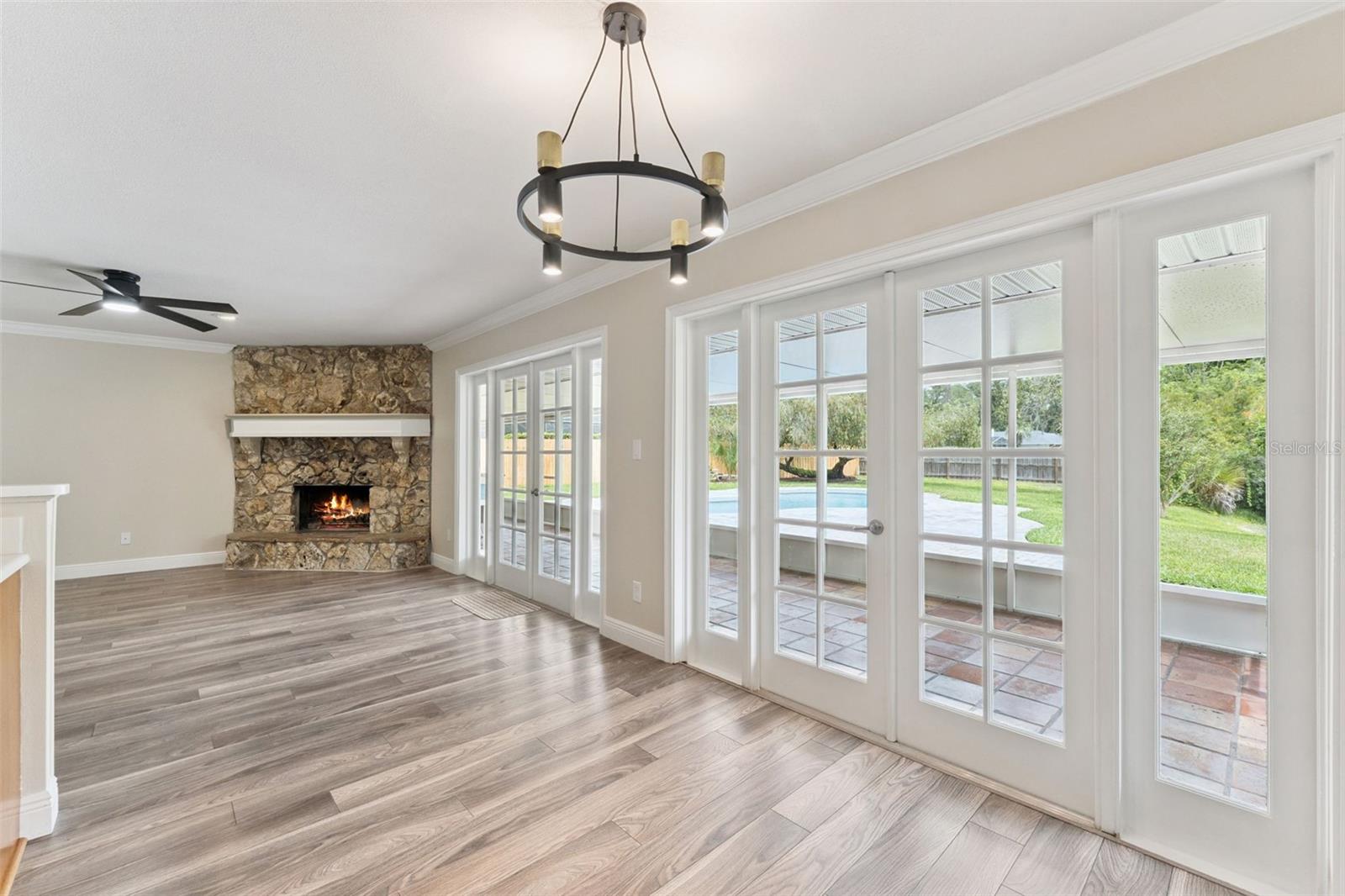 SWEETWATER OAKS - Residential