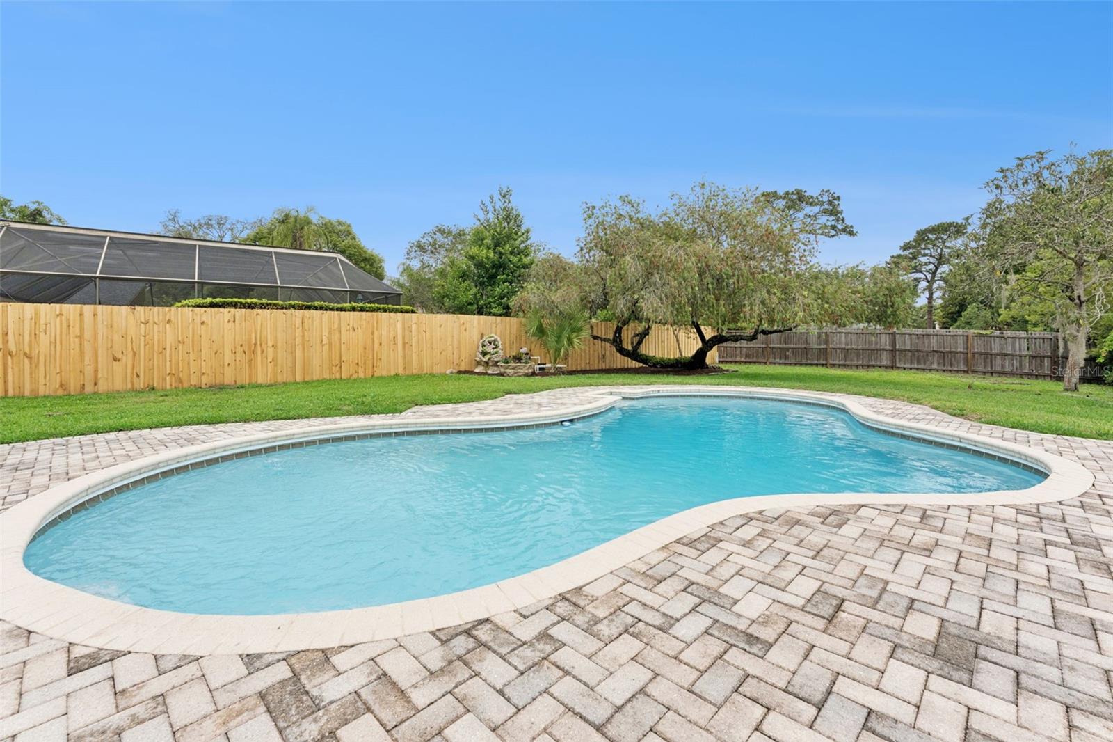 SWEETWATER OAKS - Residential