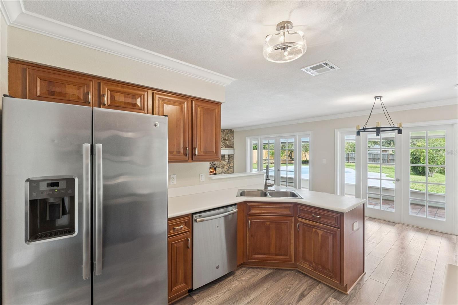 SWEETWATER OAKS - Residential